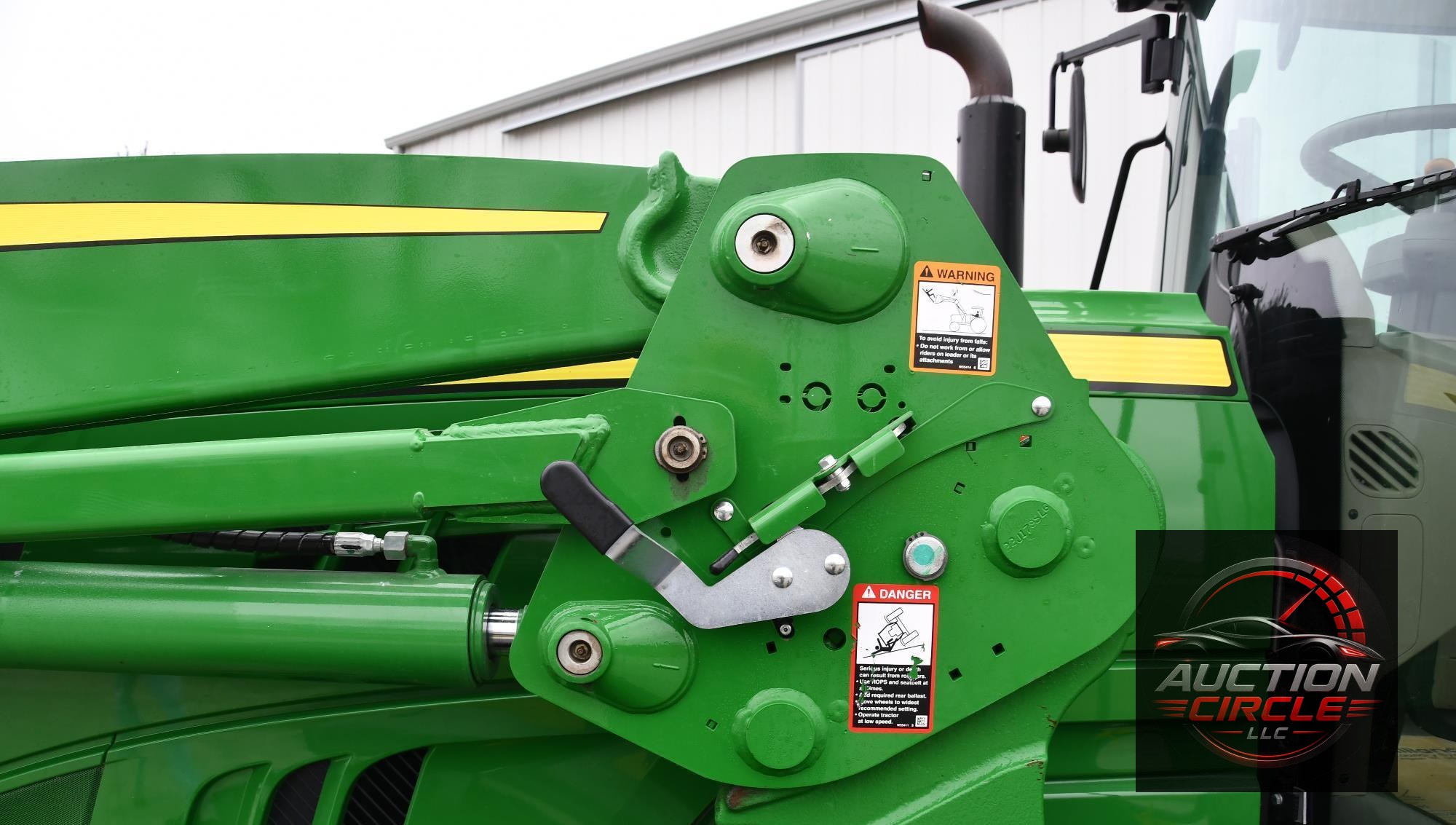 2022 John Deere 6145M