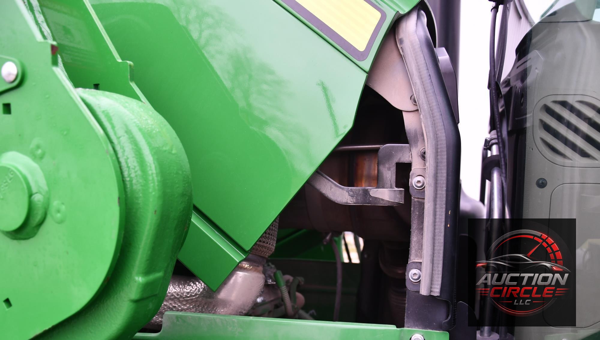 2022 John Deere 6145M