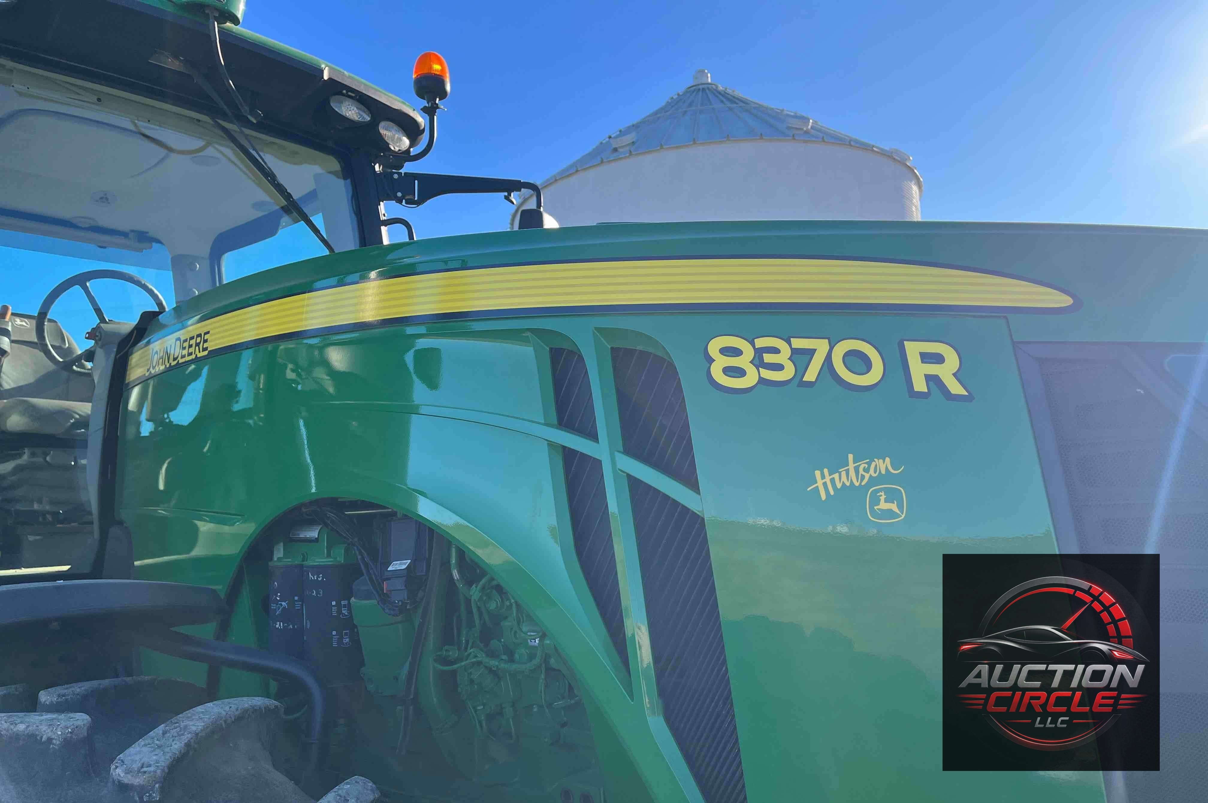 2017 John Deere 8370R