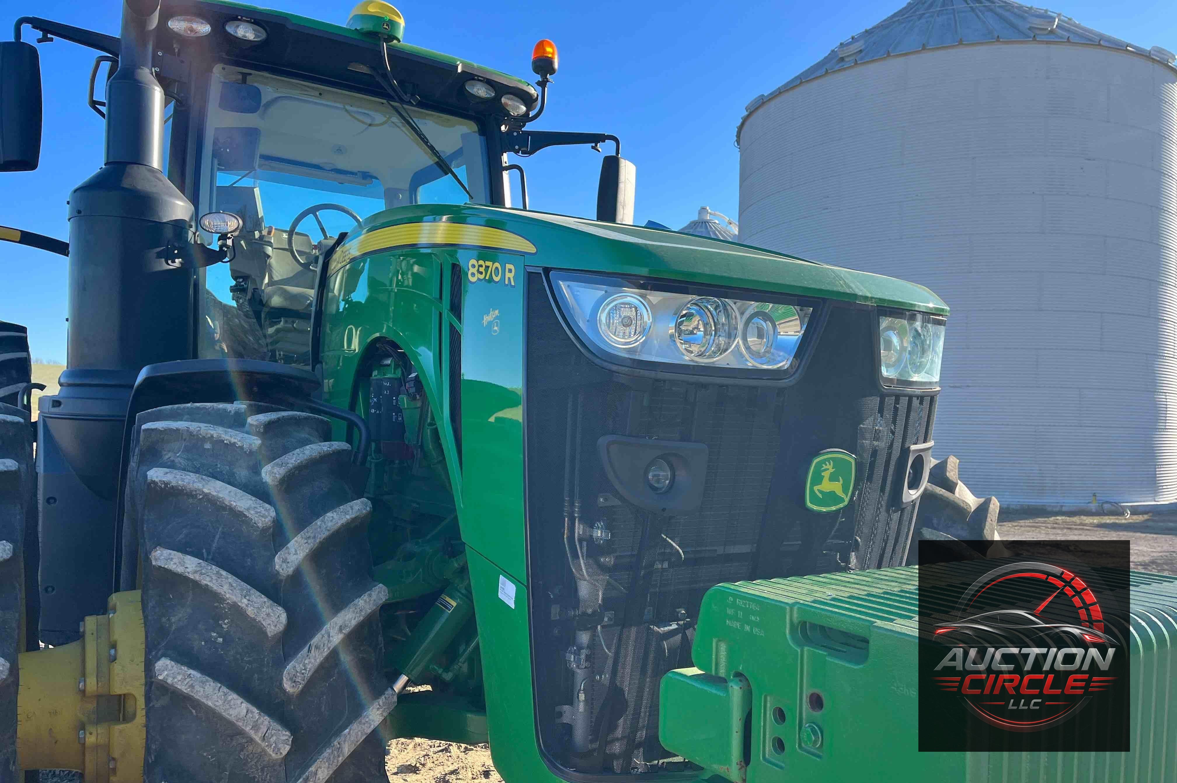 2017 John Deere 8370R