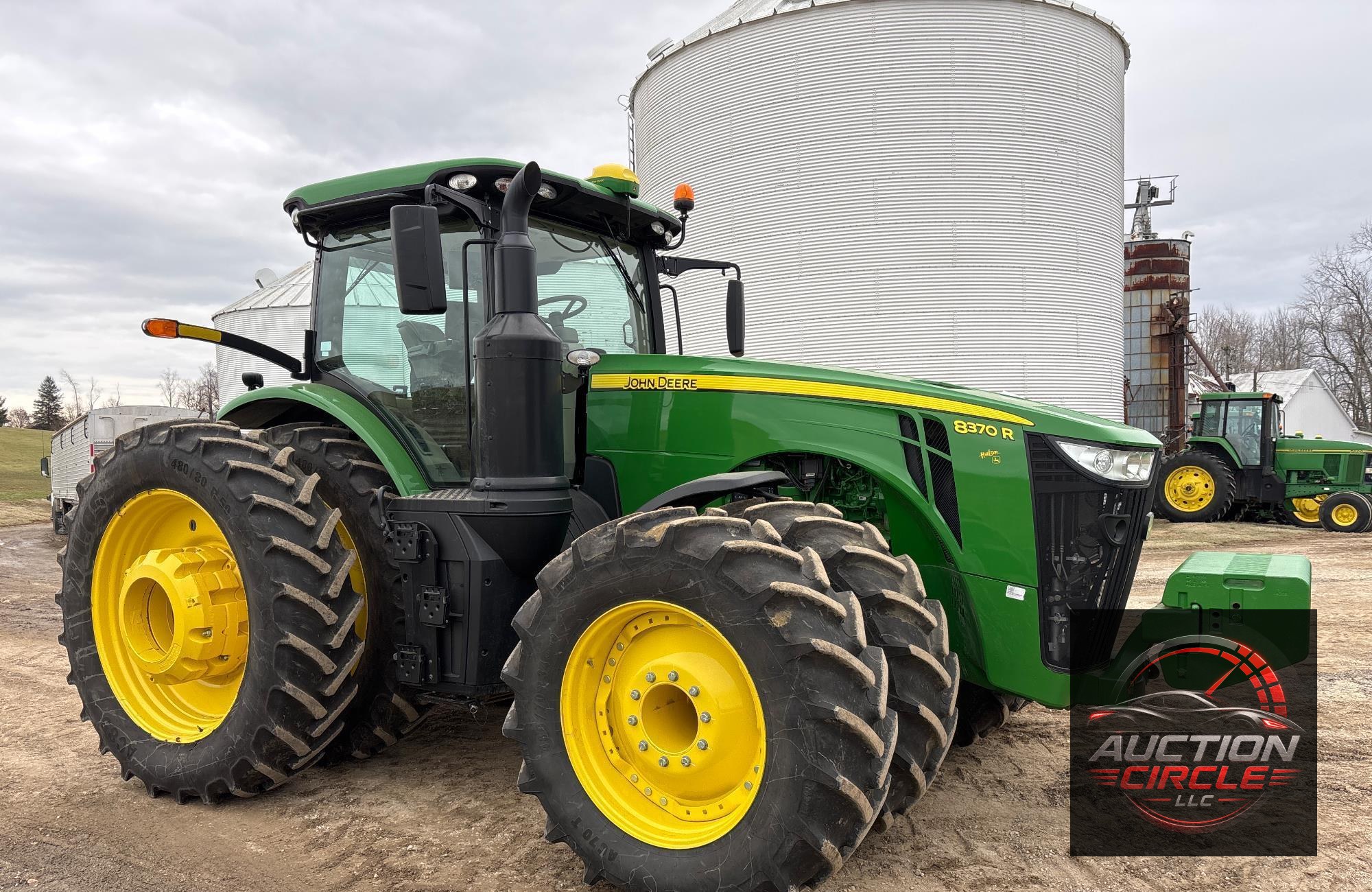 2017 John Deere 8370R