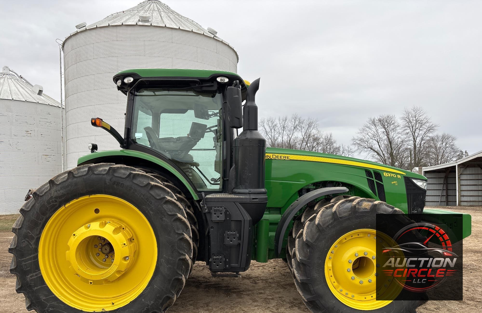 2017 John Deere 8370R