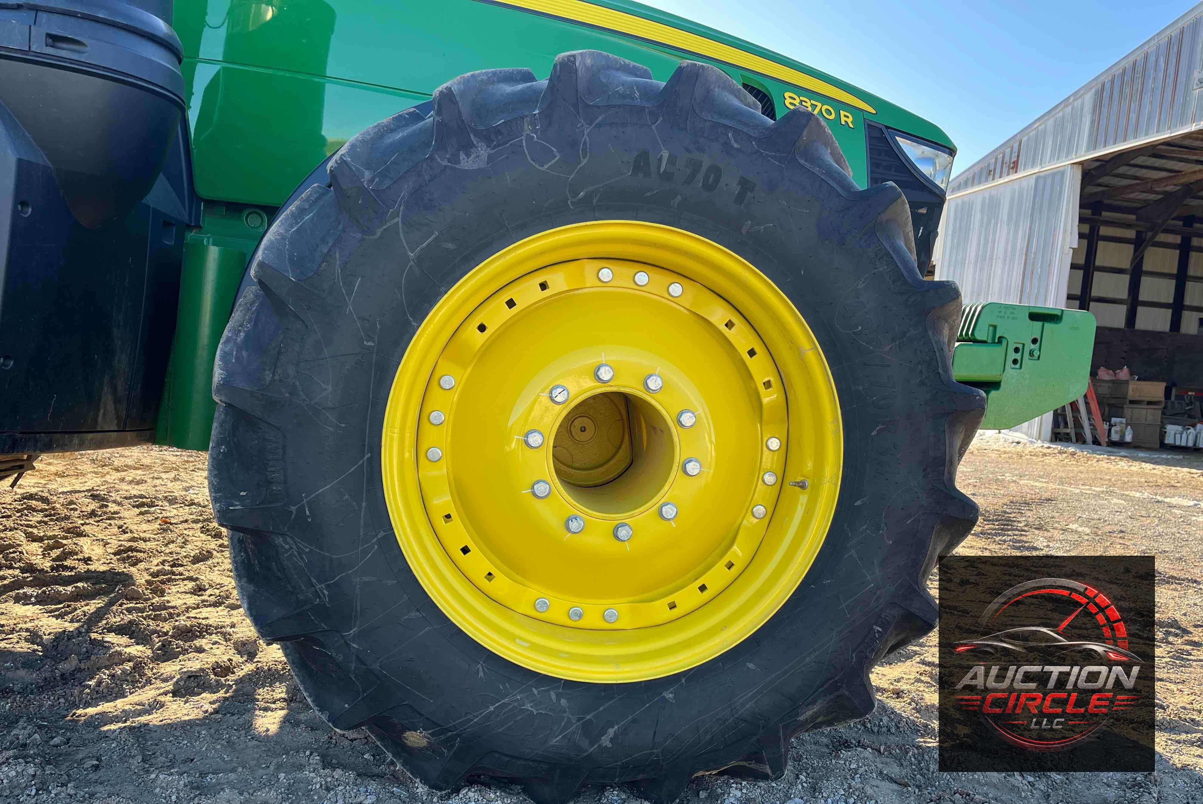 2017 John Deere 8370R