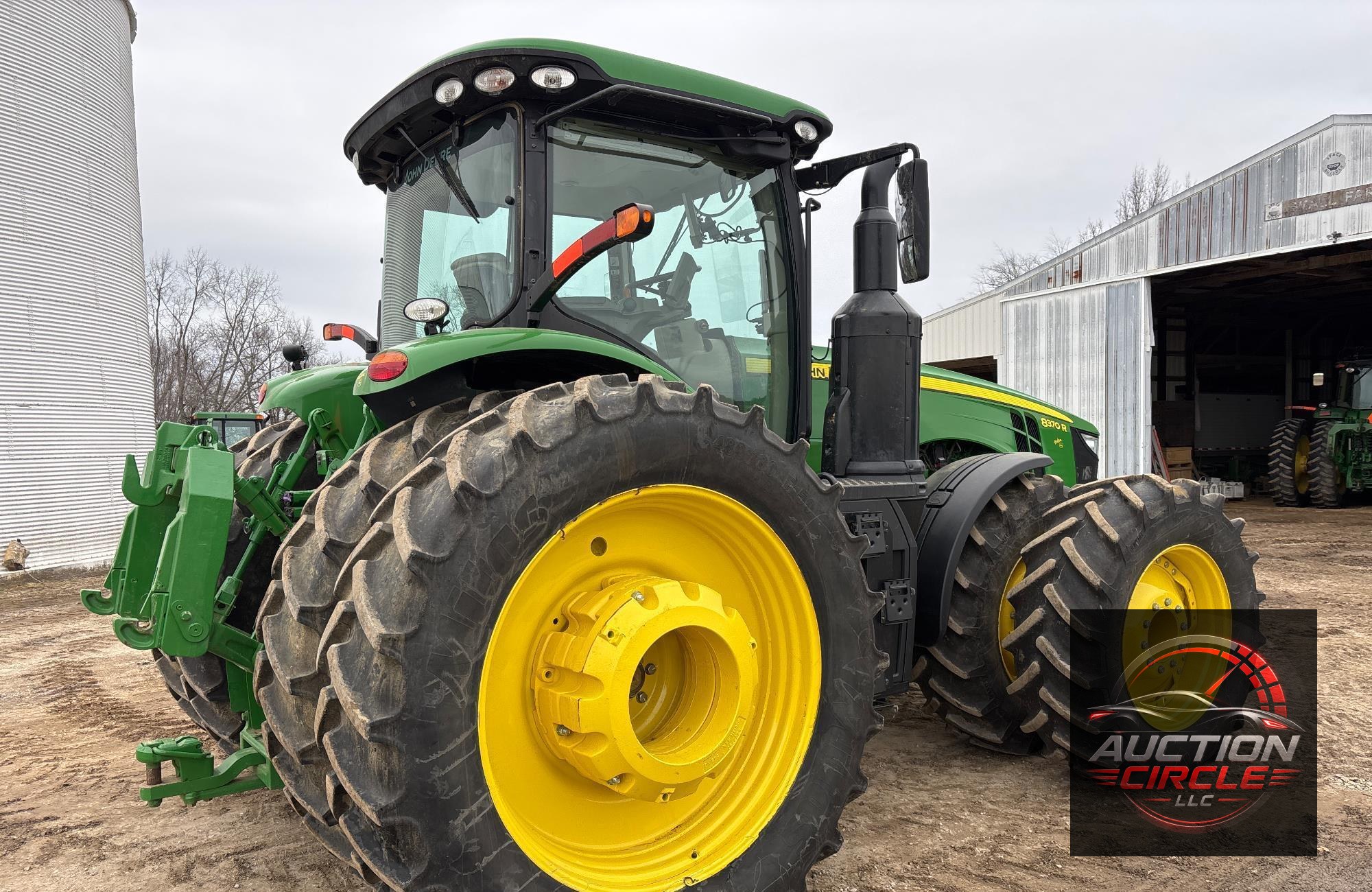 2017 John Deere 8370R