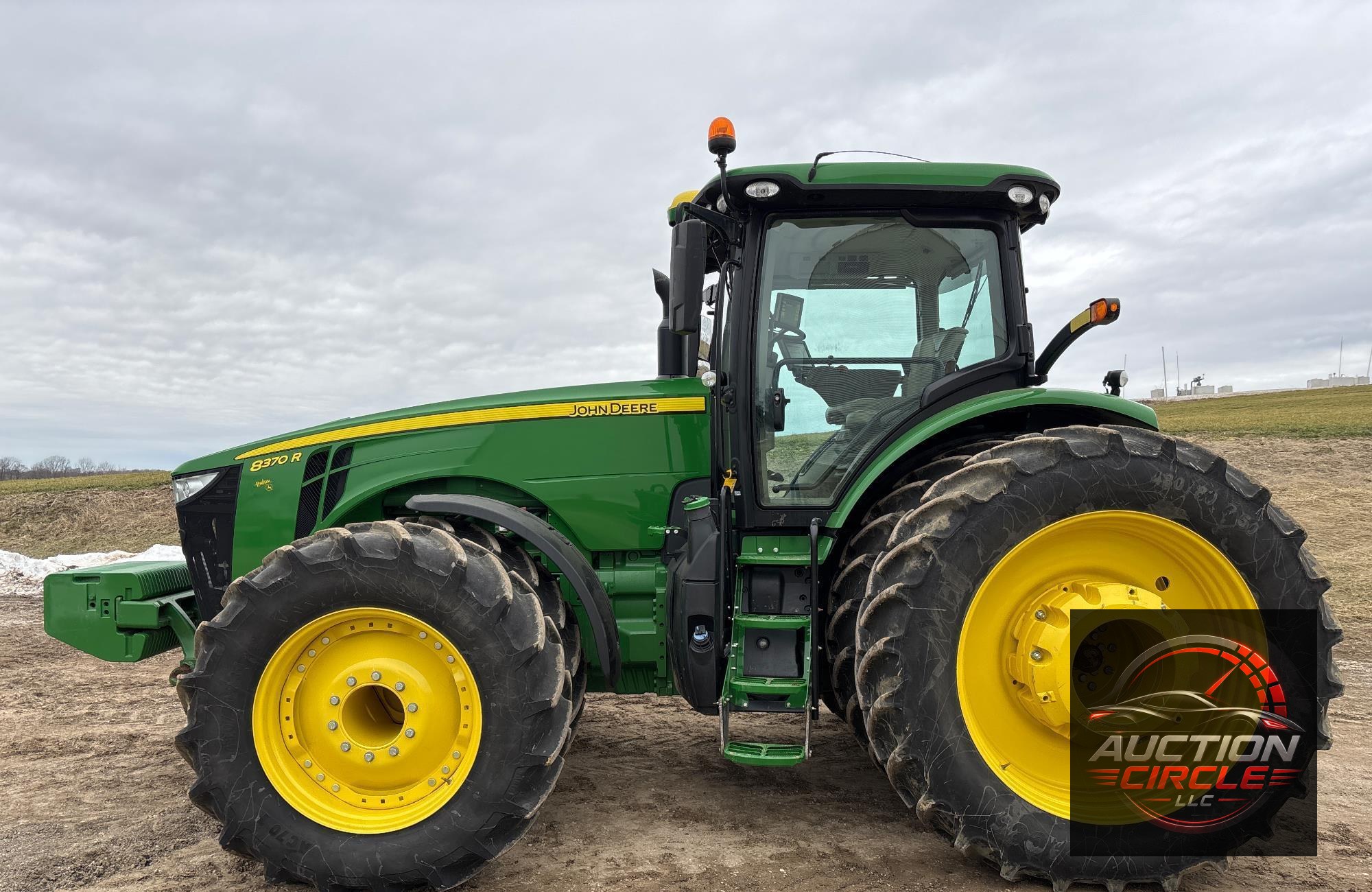 2017 John Deere 8370R