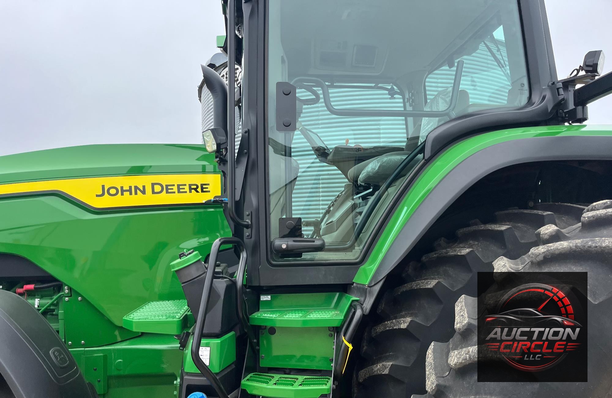 2022 John Deere 8R 280