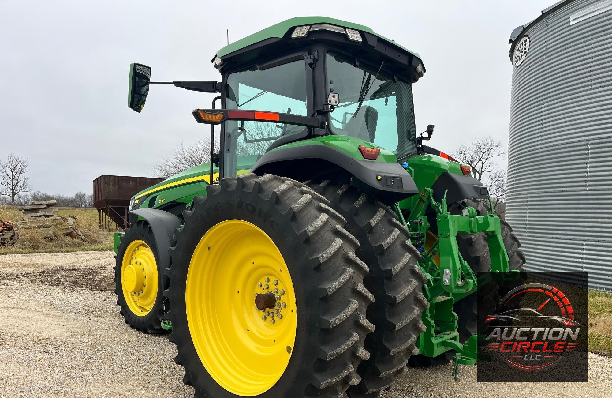 2022 John Deere 8R 280