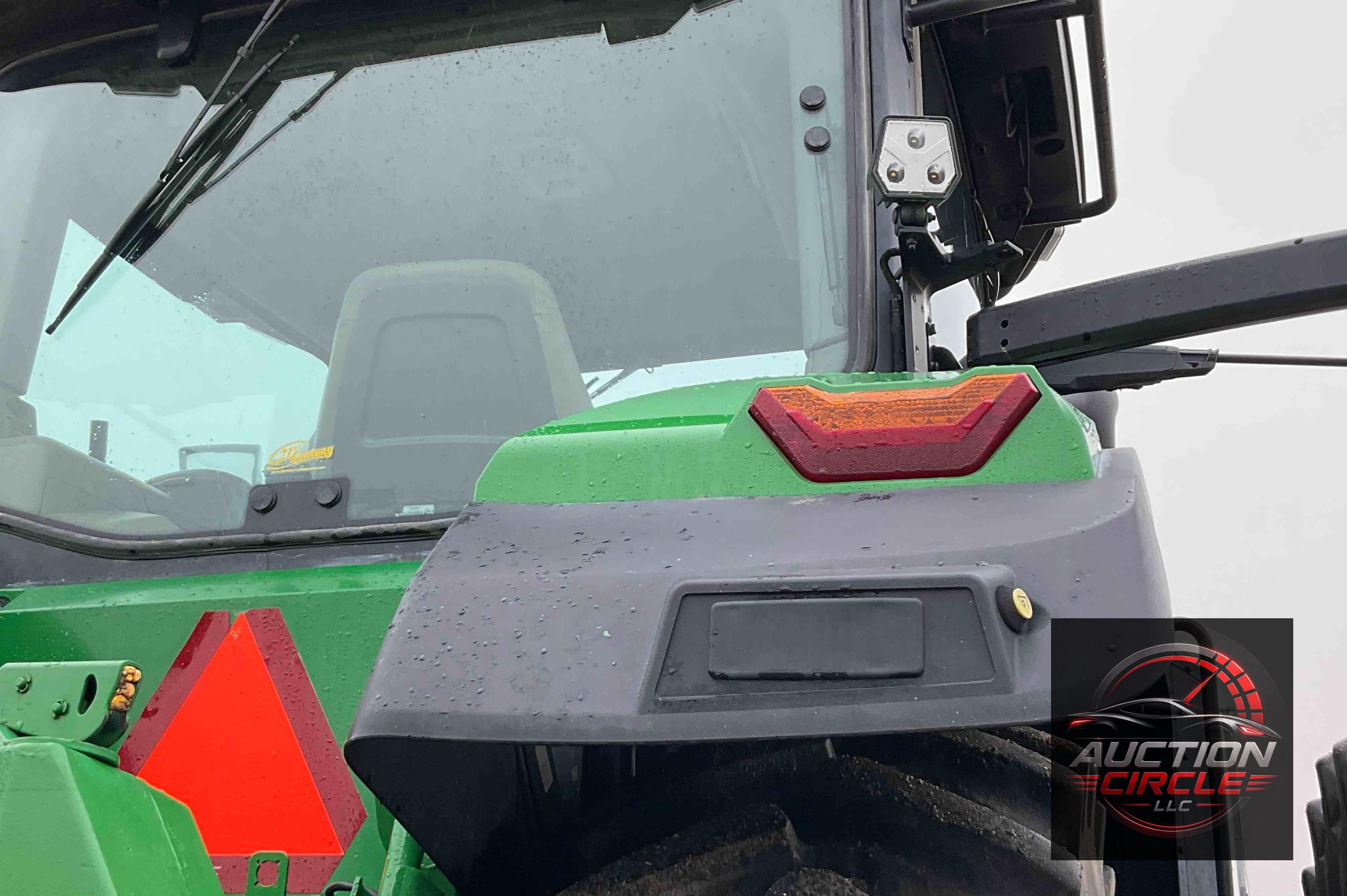 2020 John Deere 8R 370