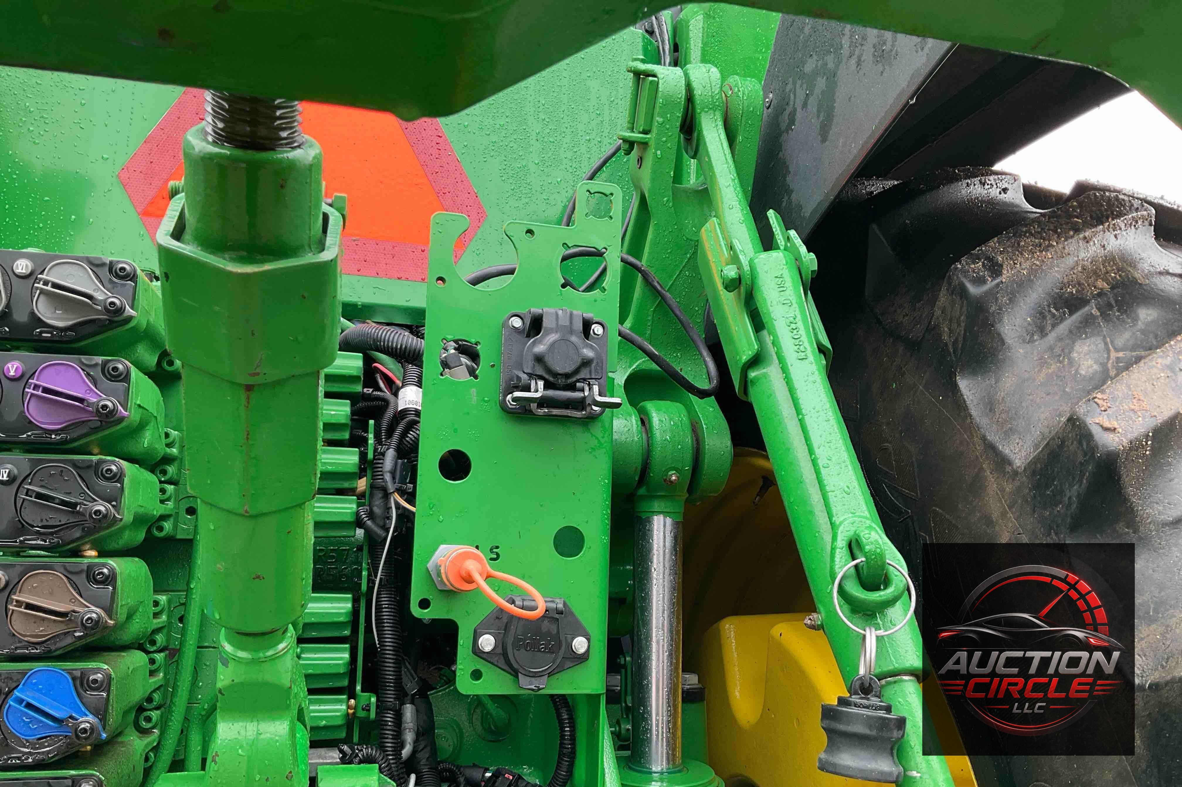 2020 John Deere 8R 370