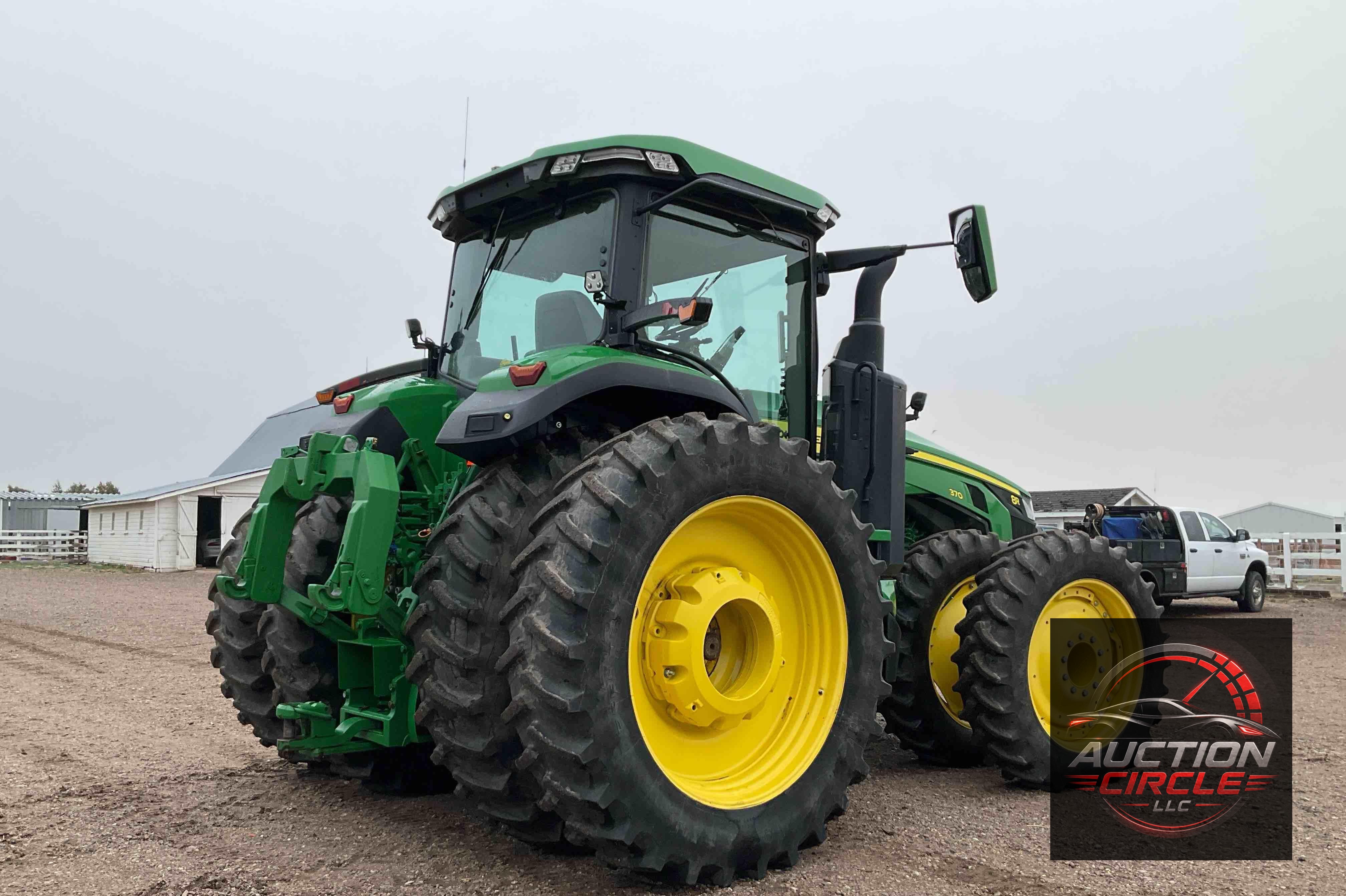 2020 John Deere 8R 370
