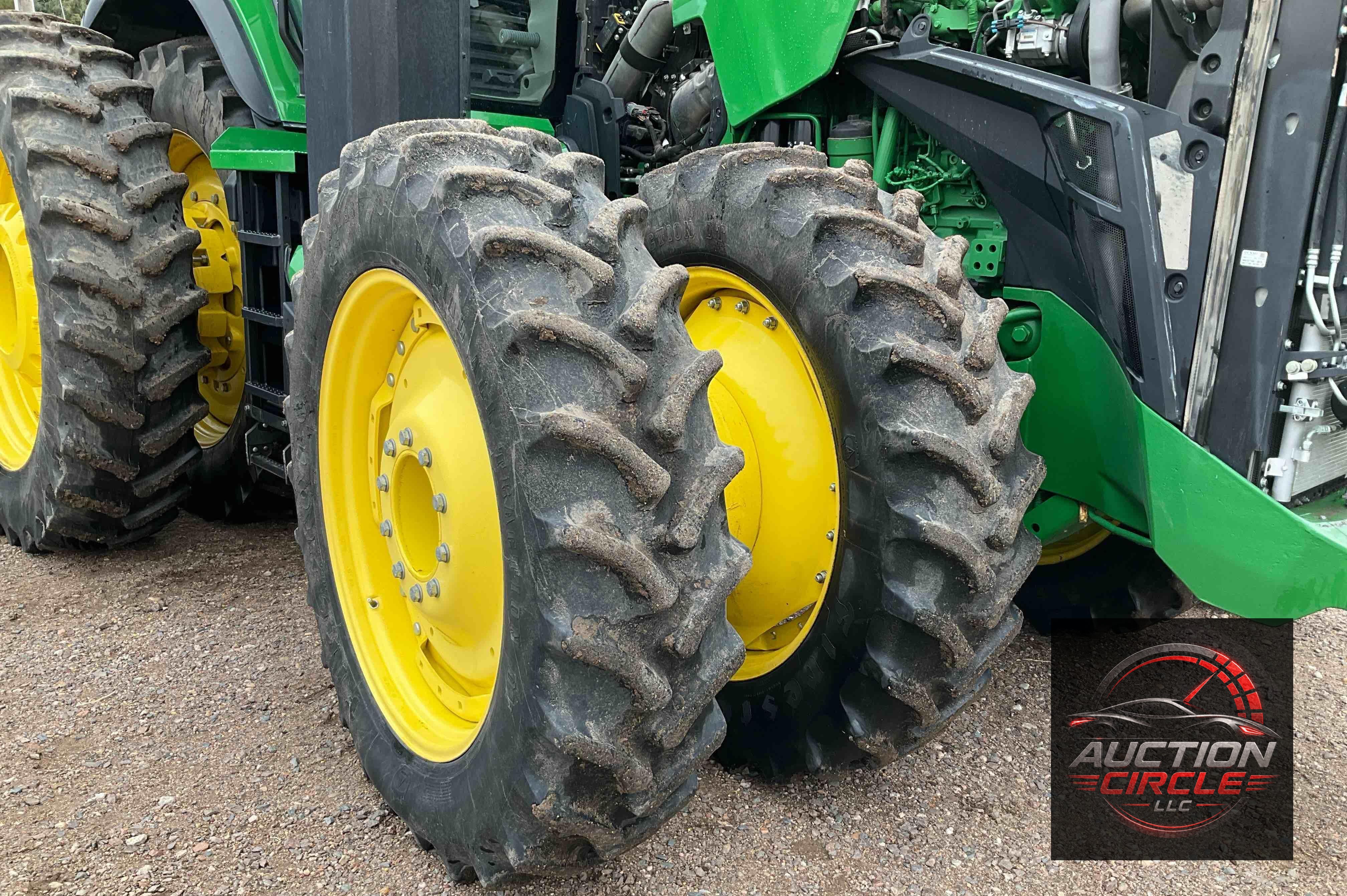 2020 John Deere 8R 370