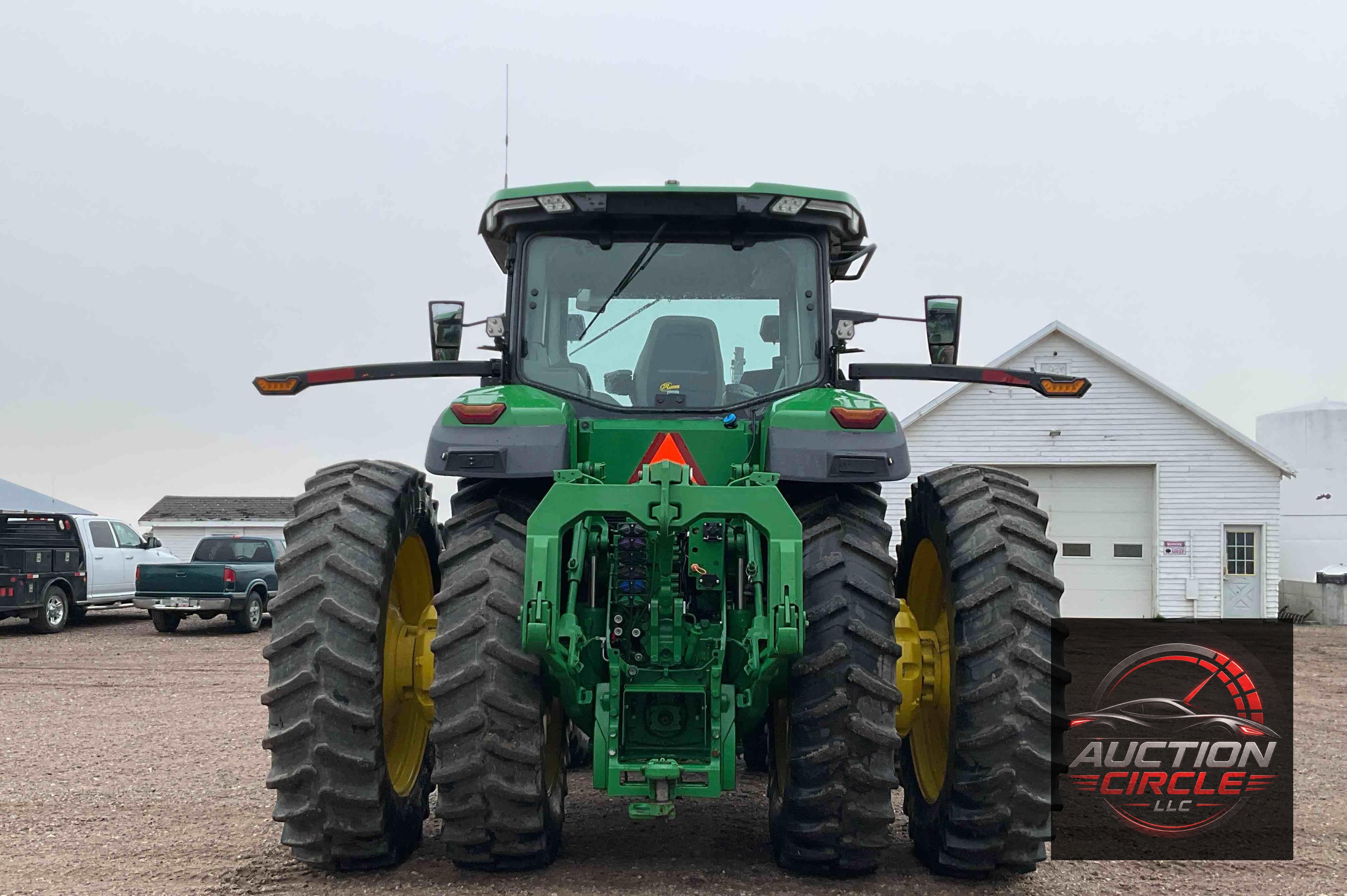 2020 John Deere 8R 370