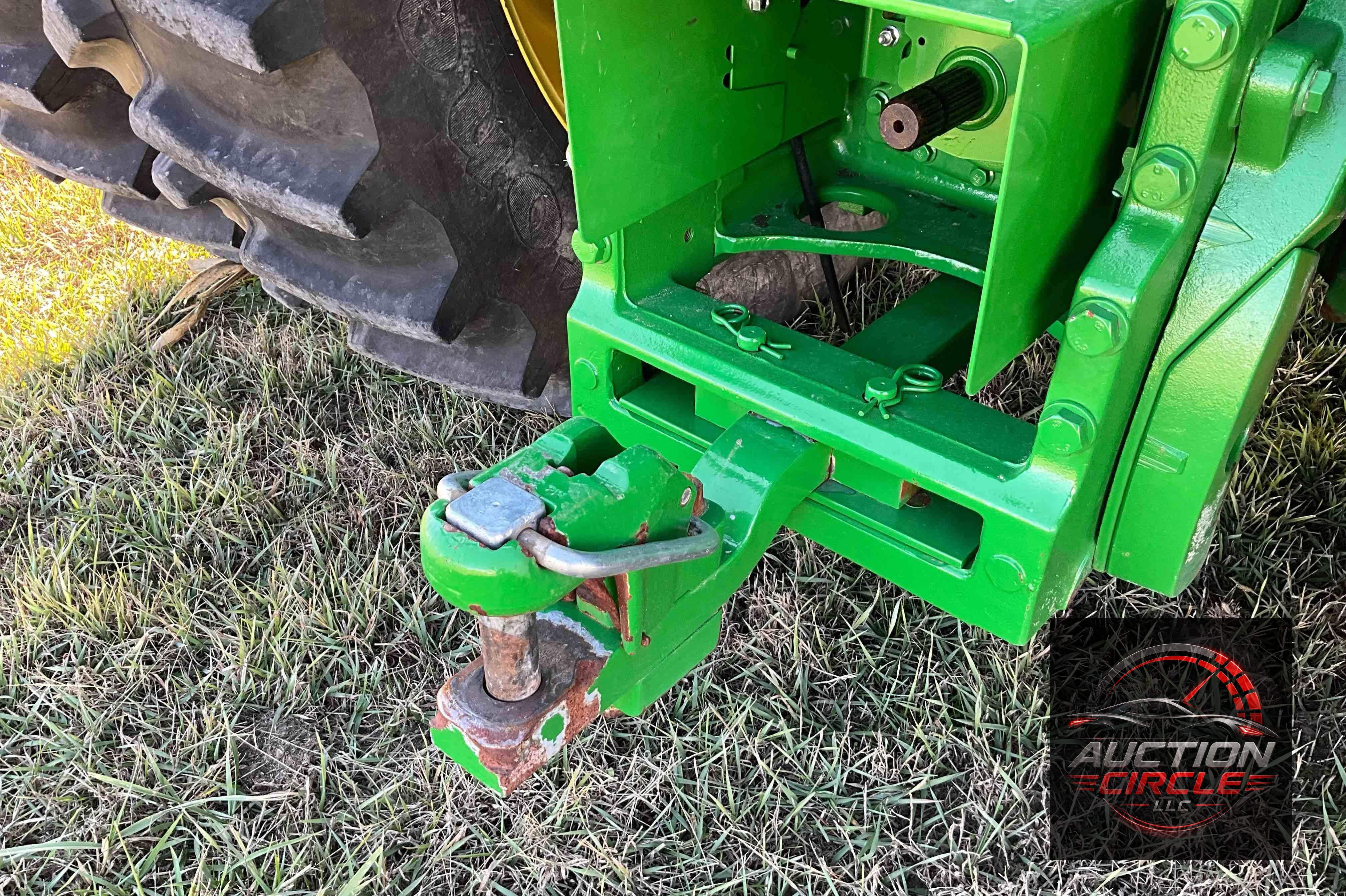 2022 John Deere 8R 250