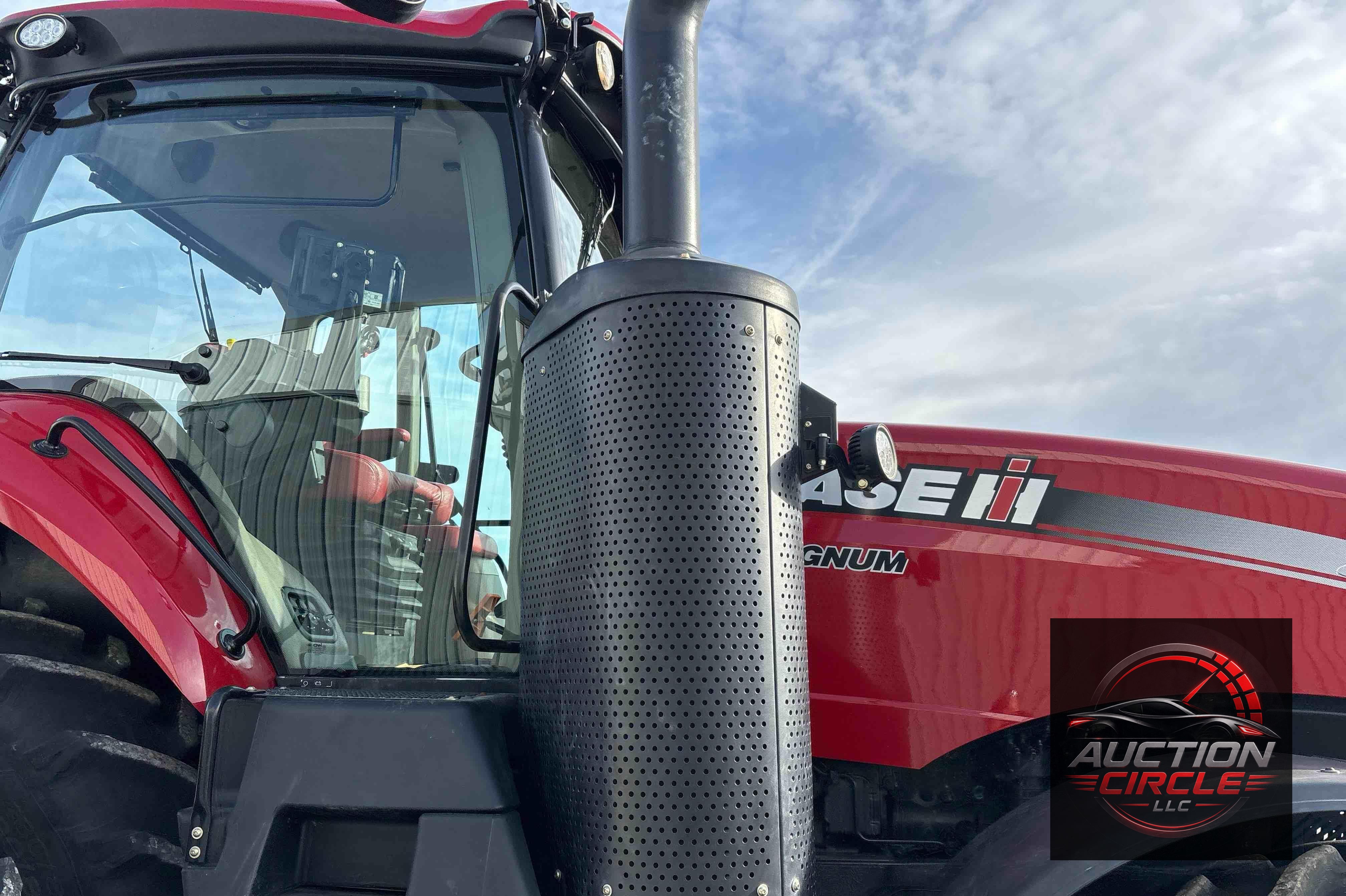 2019 Case IH Magnum 310