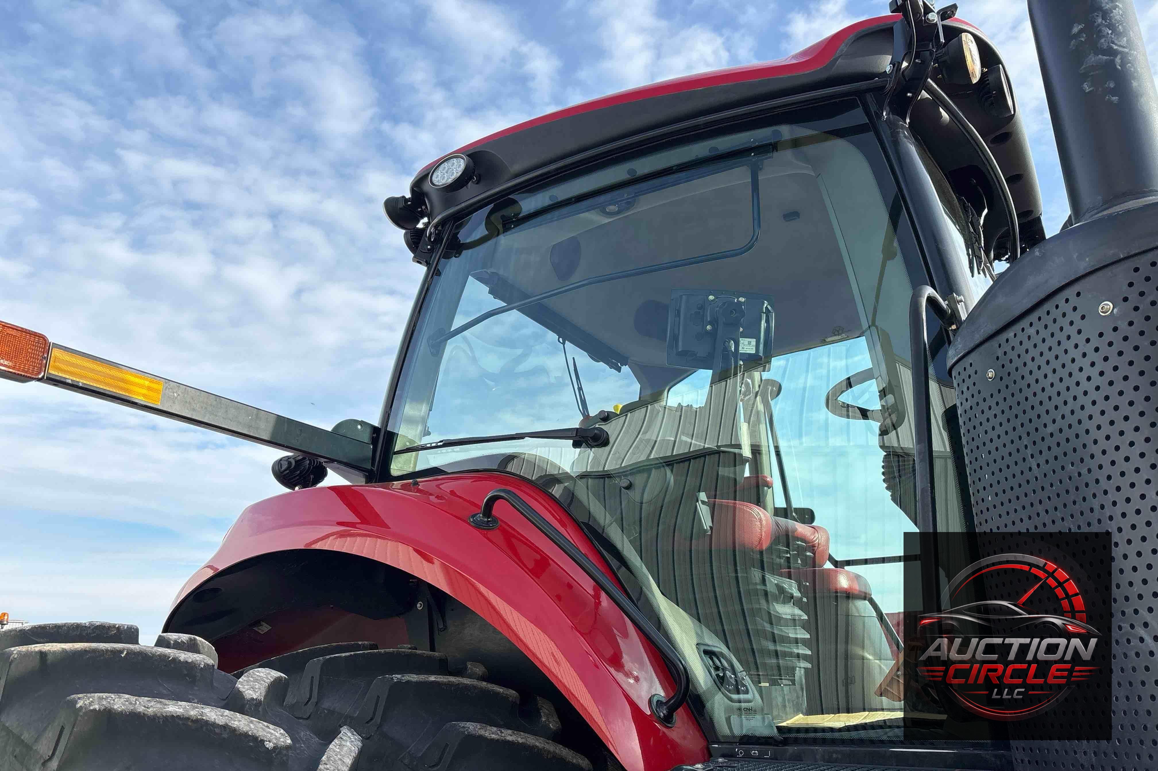 2019 Case IH Magnum 310