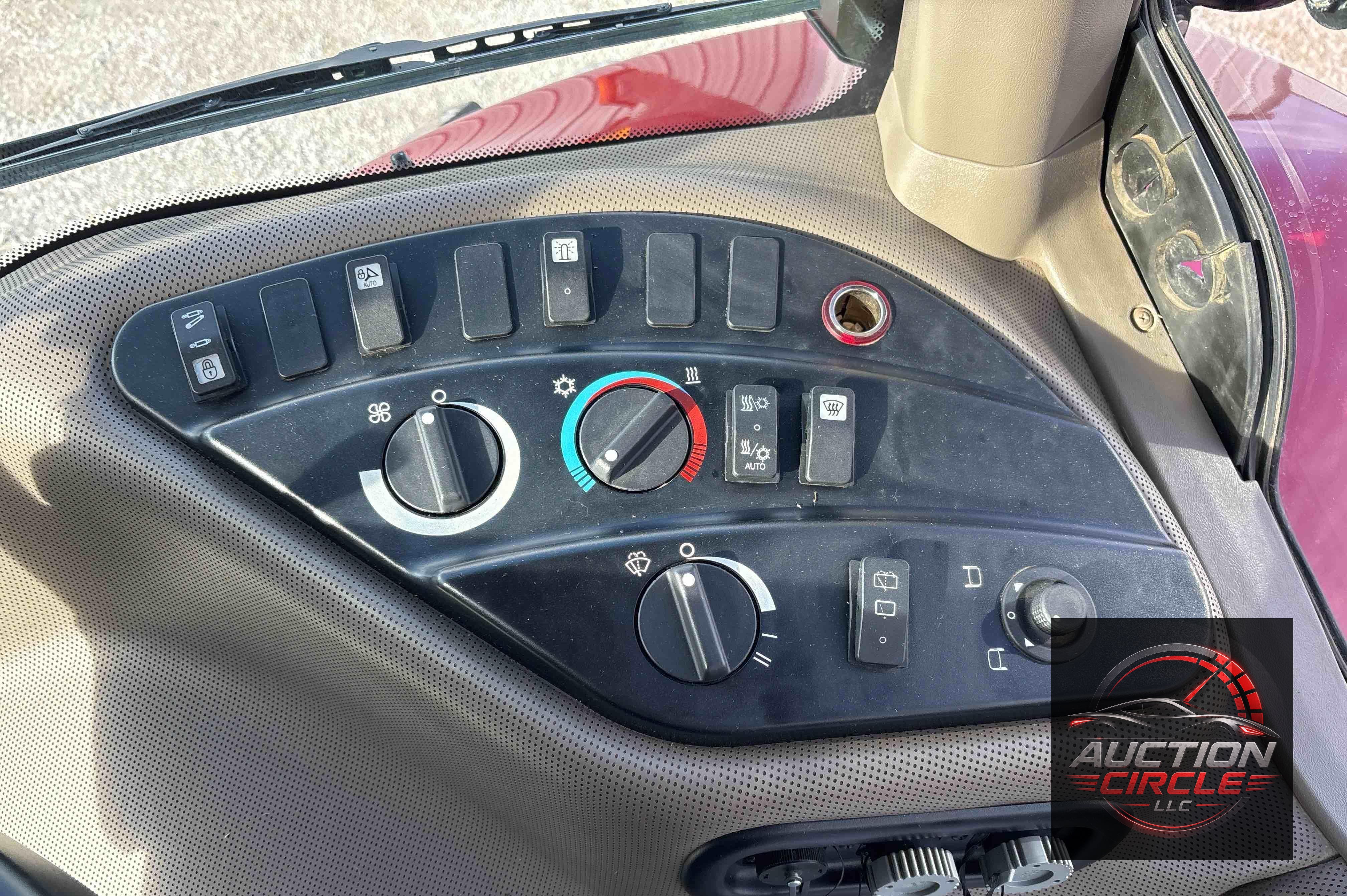 2019 Case IH Magnum 310