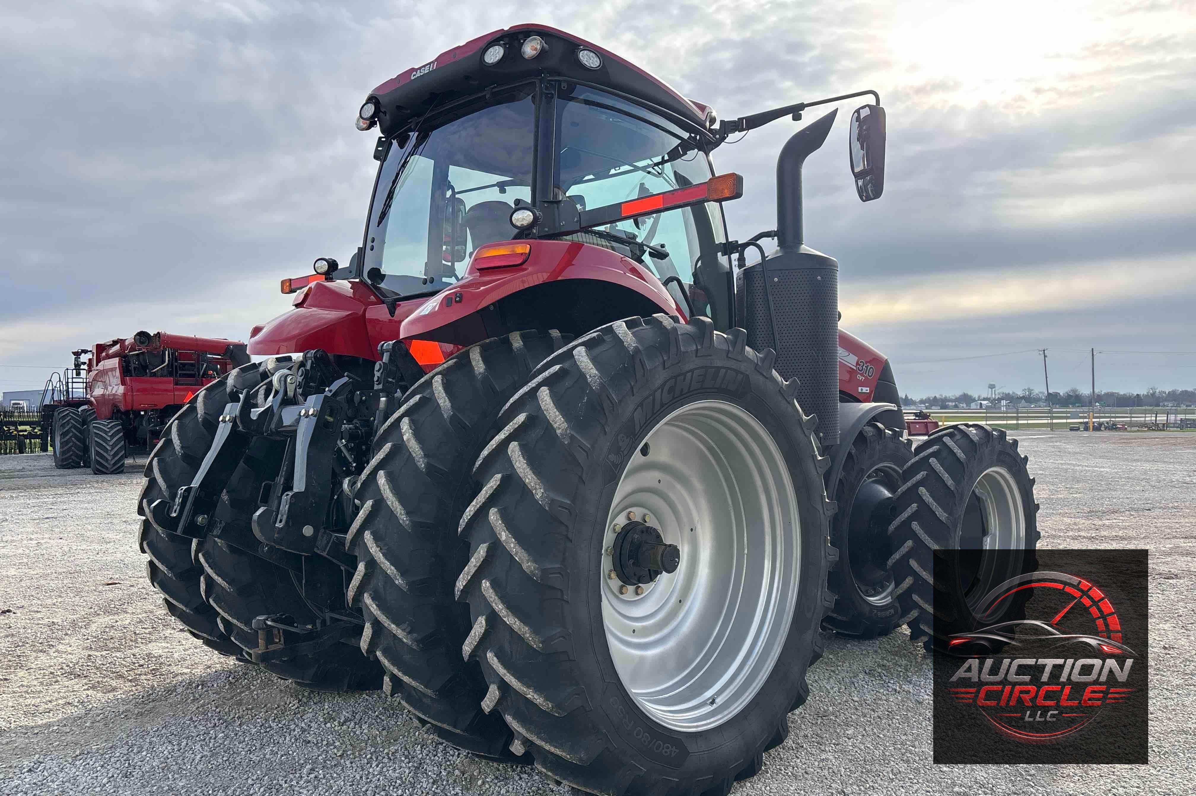 2019 Case IH Magnum 310
