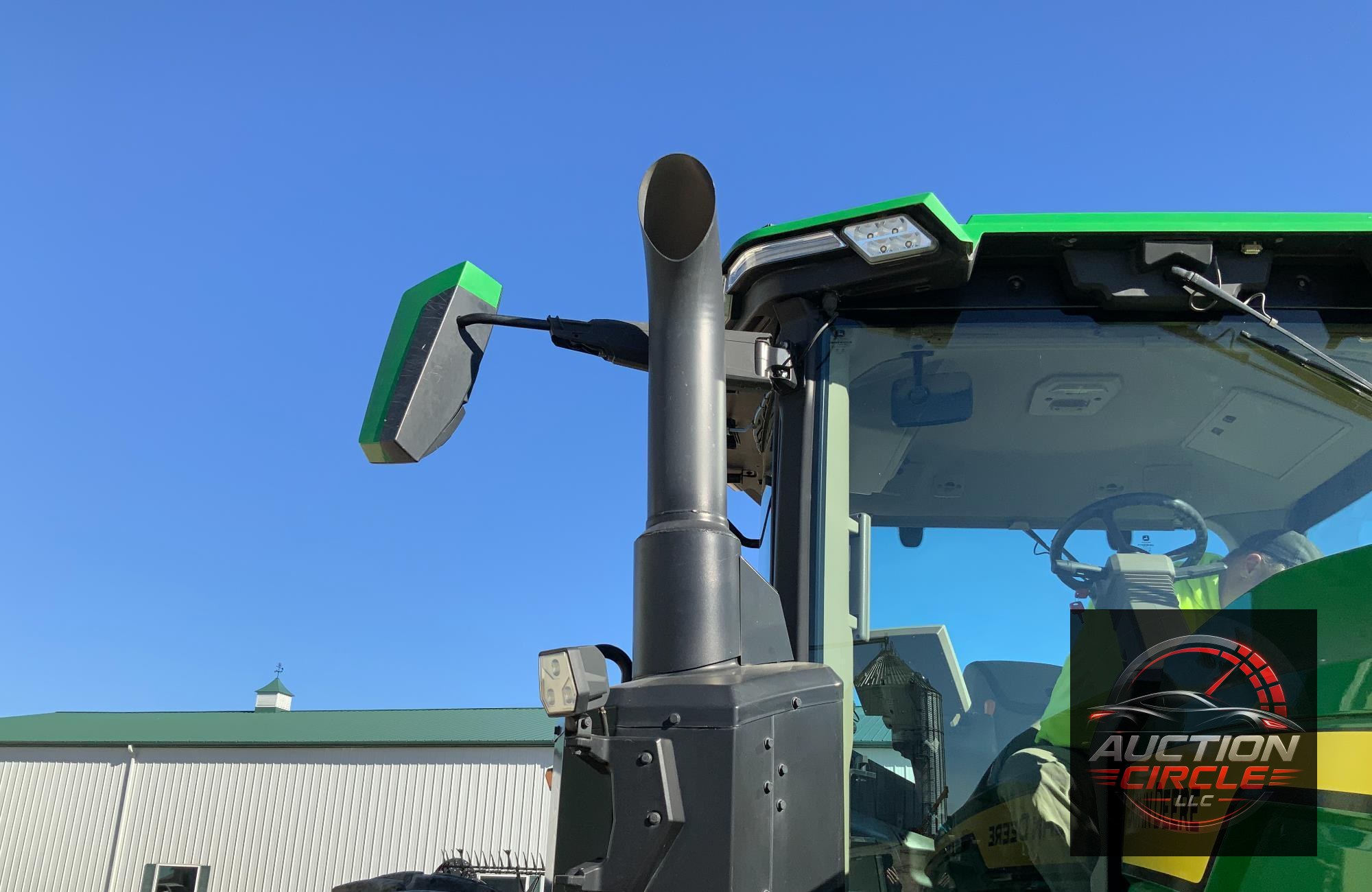 2020 John Deere 8R 250
