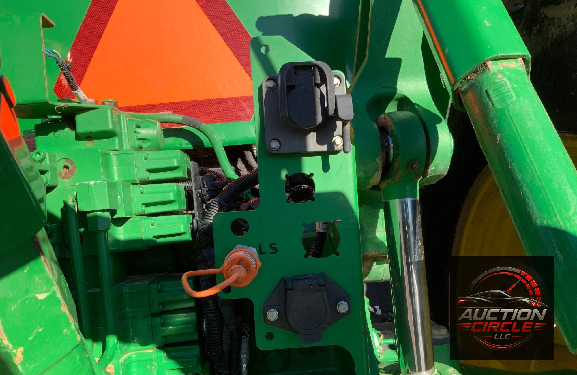 2019 John Deere 8320R