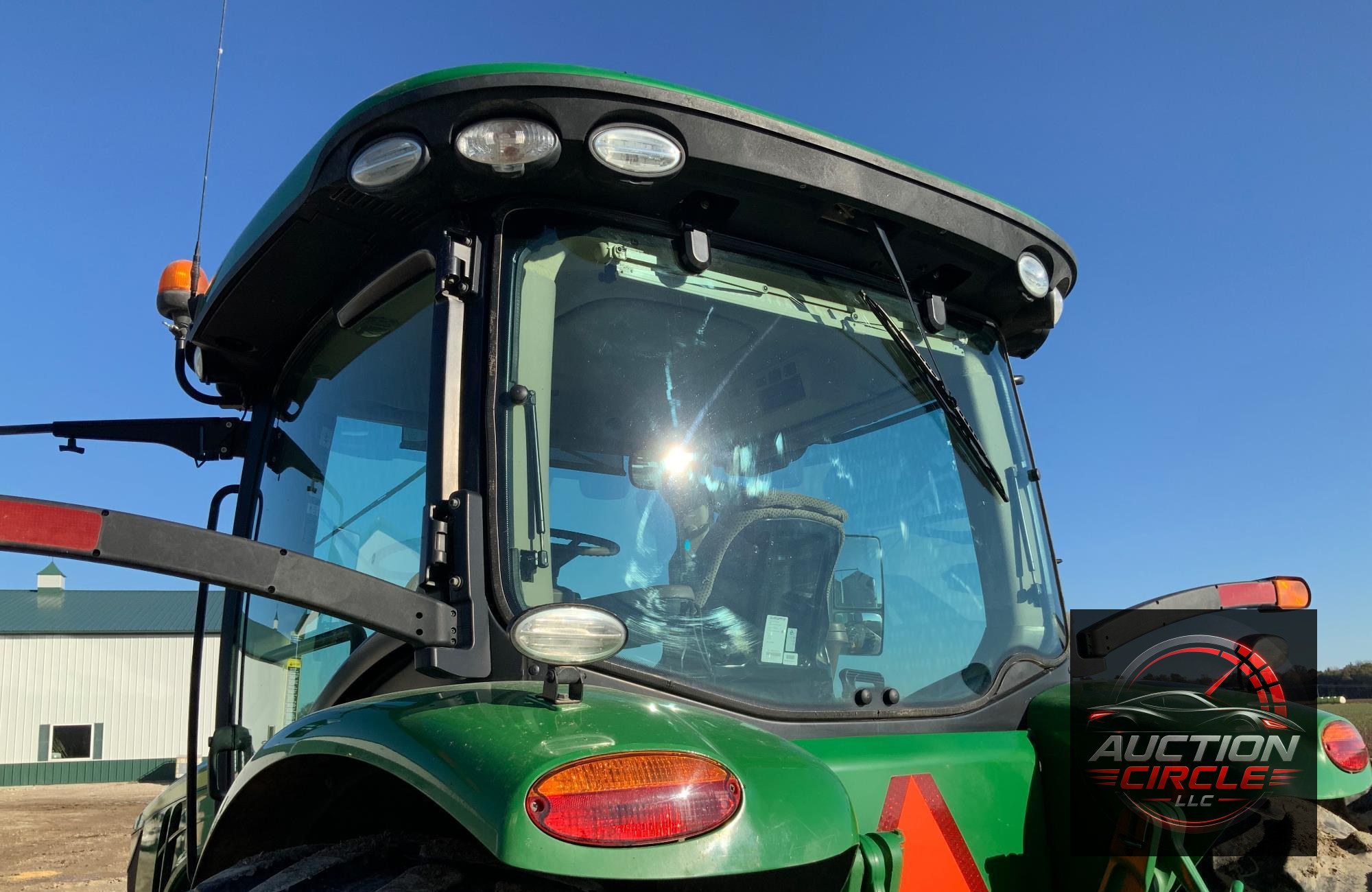 2019 John Deere 8320R