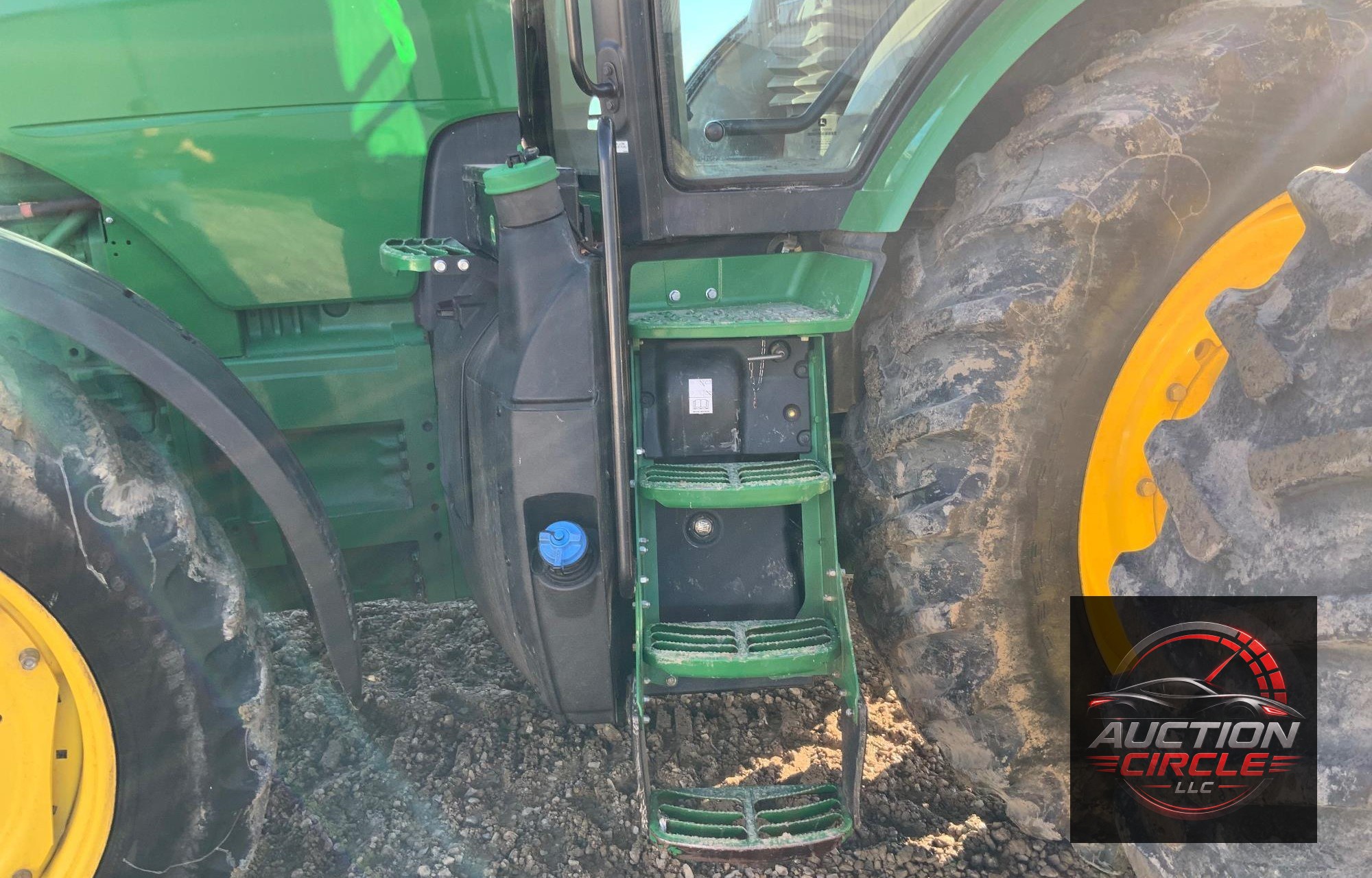 2019 John Deere 8320R