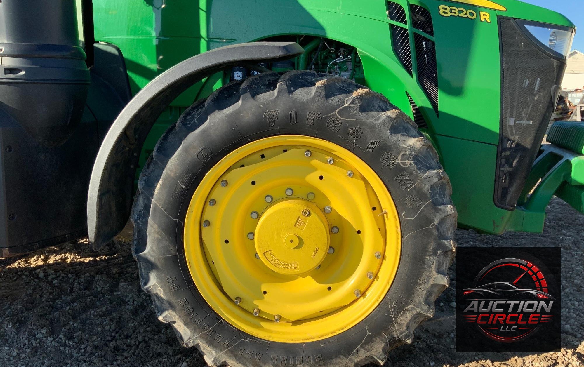 2019 John Deere 8320R