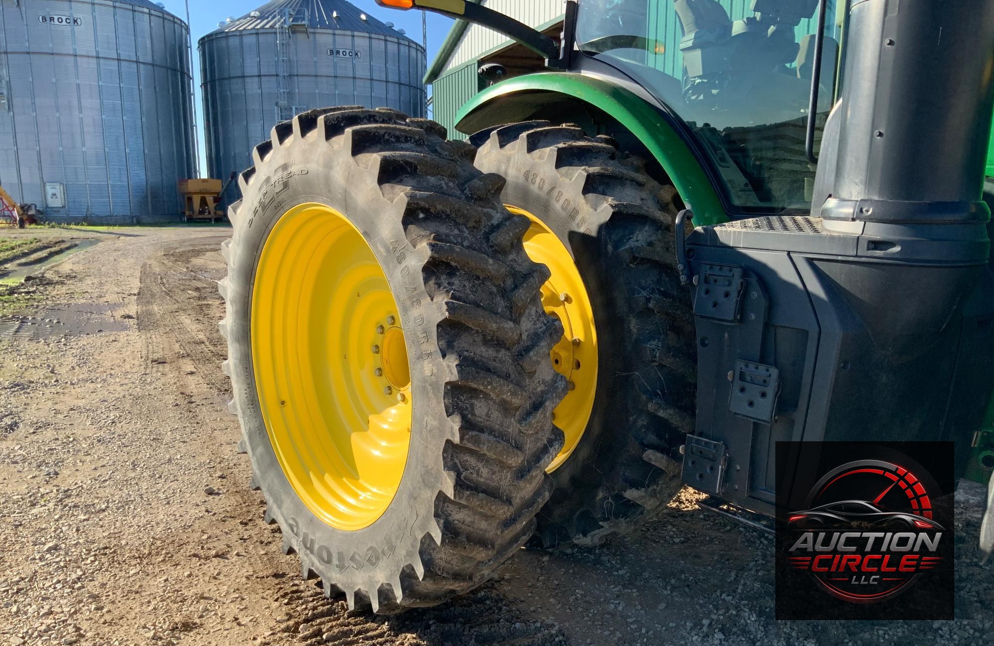 2019 John Deere 8320R
