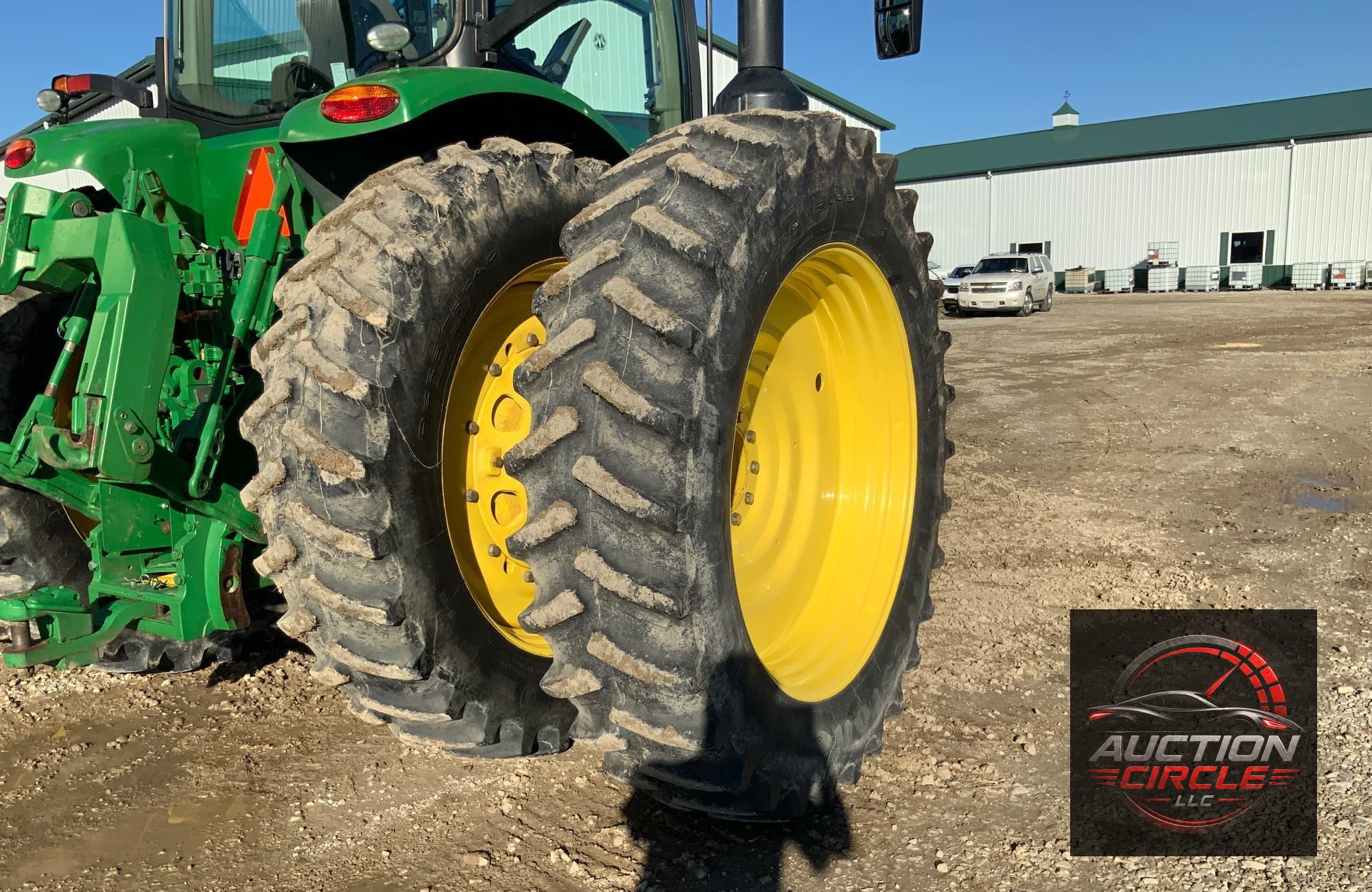 2019 John Deere 8320R