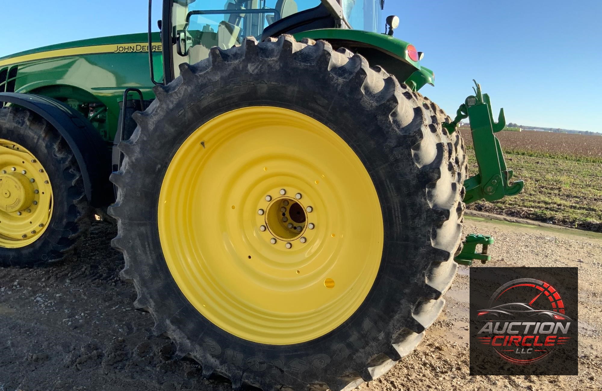 2019 John Deere 8320R