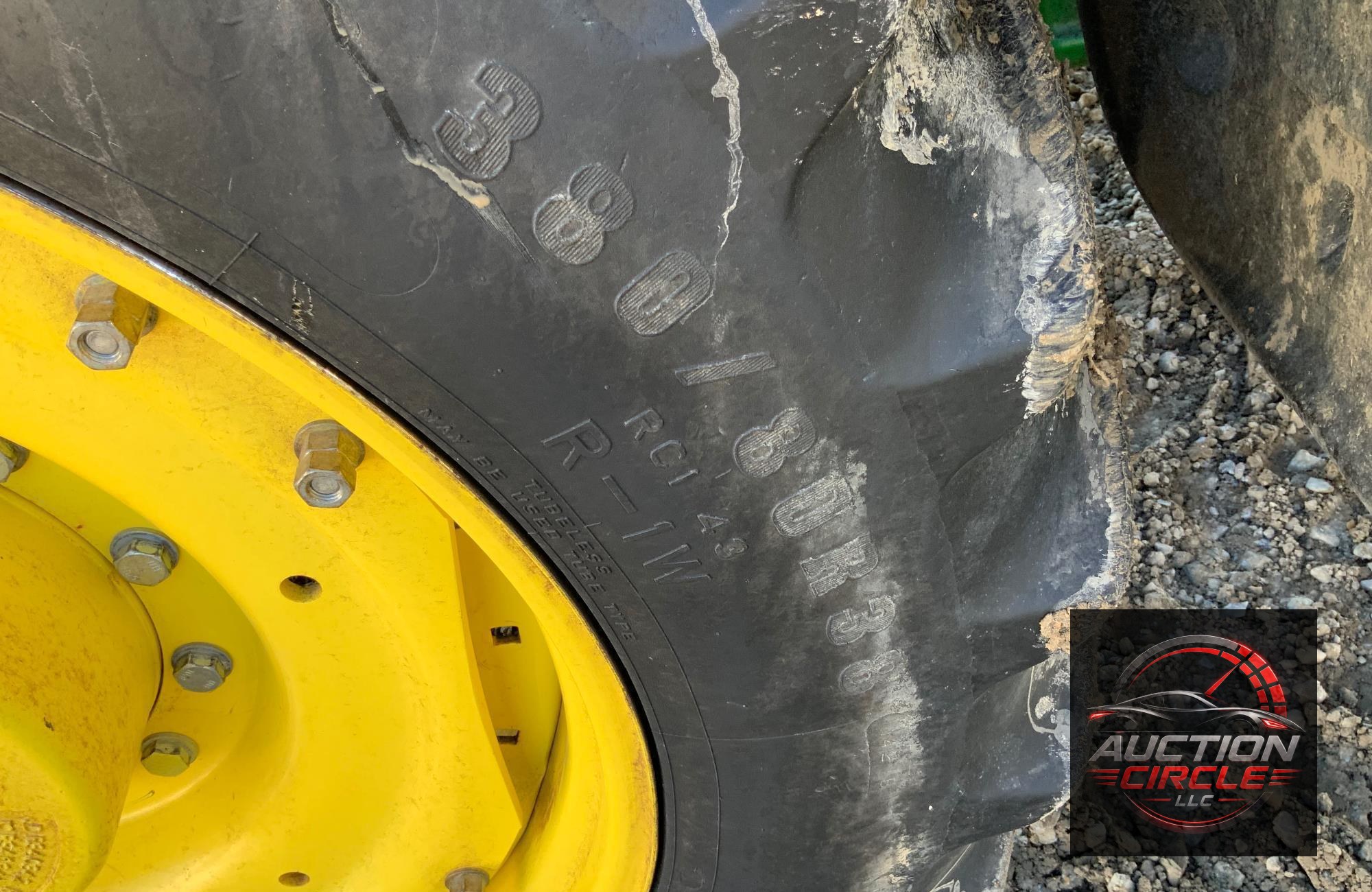 2019 John Deere 8320R