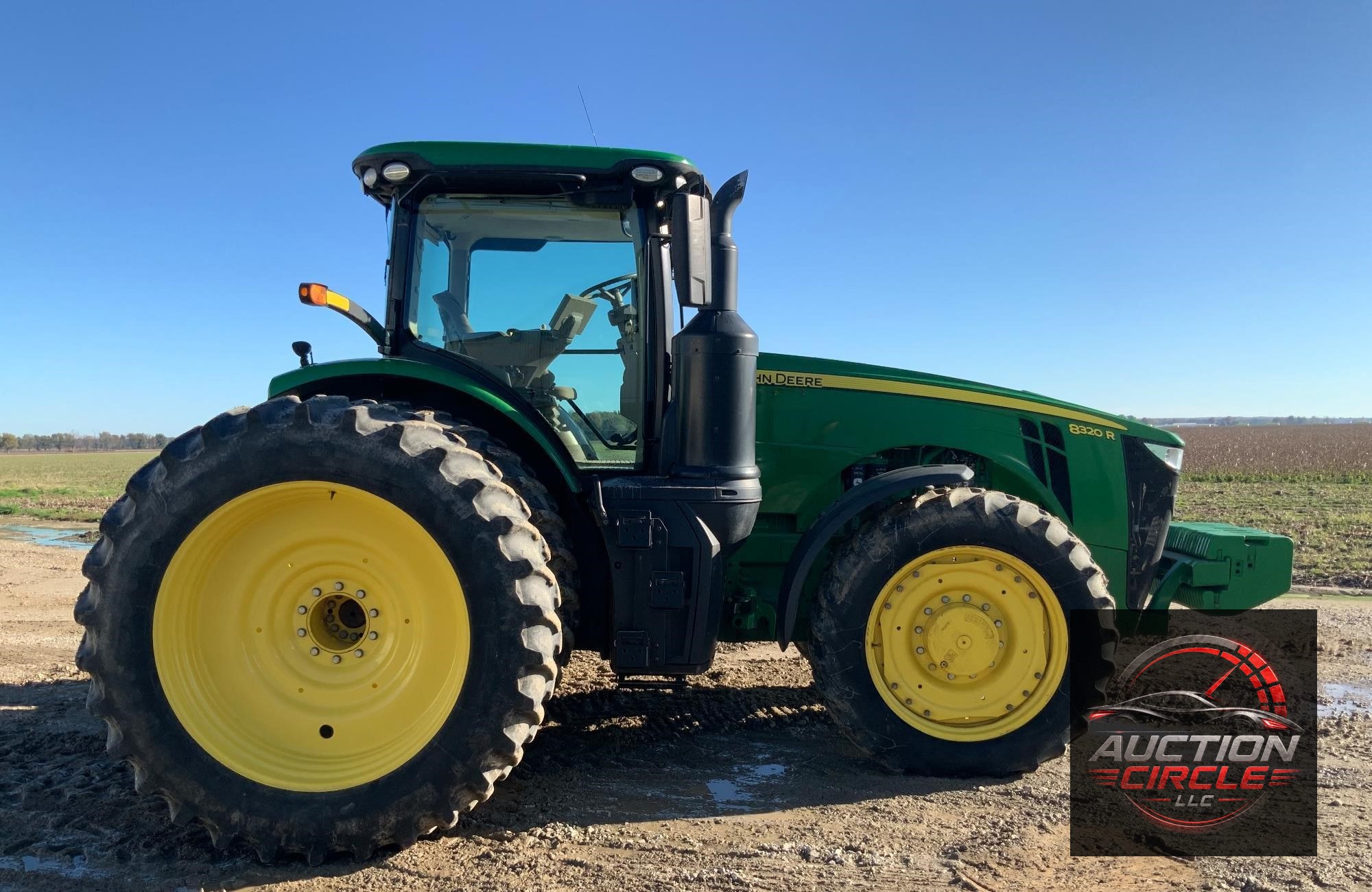 2019 John Deere 8320R