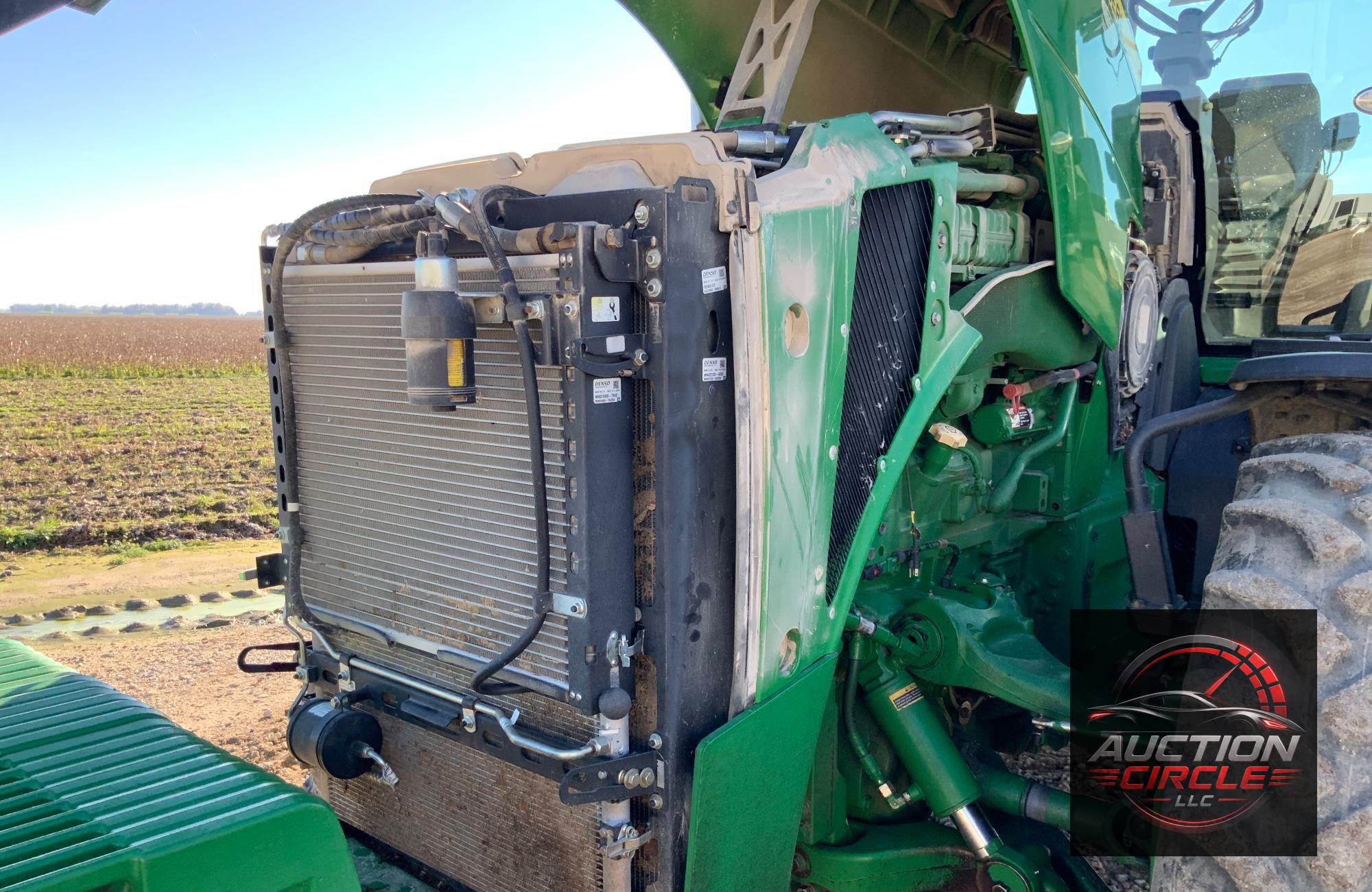 2019 John Deere 8320R