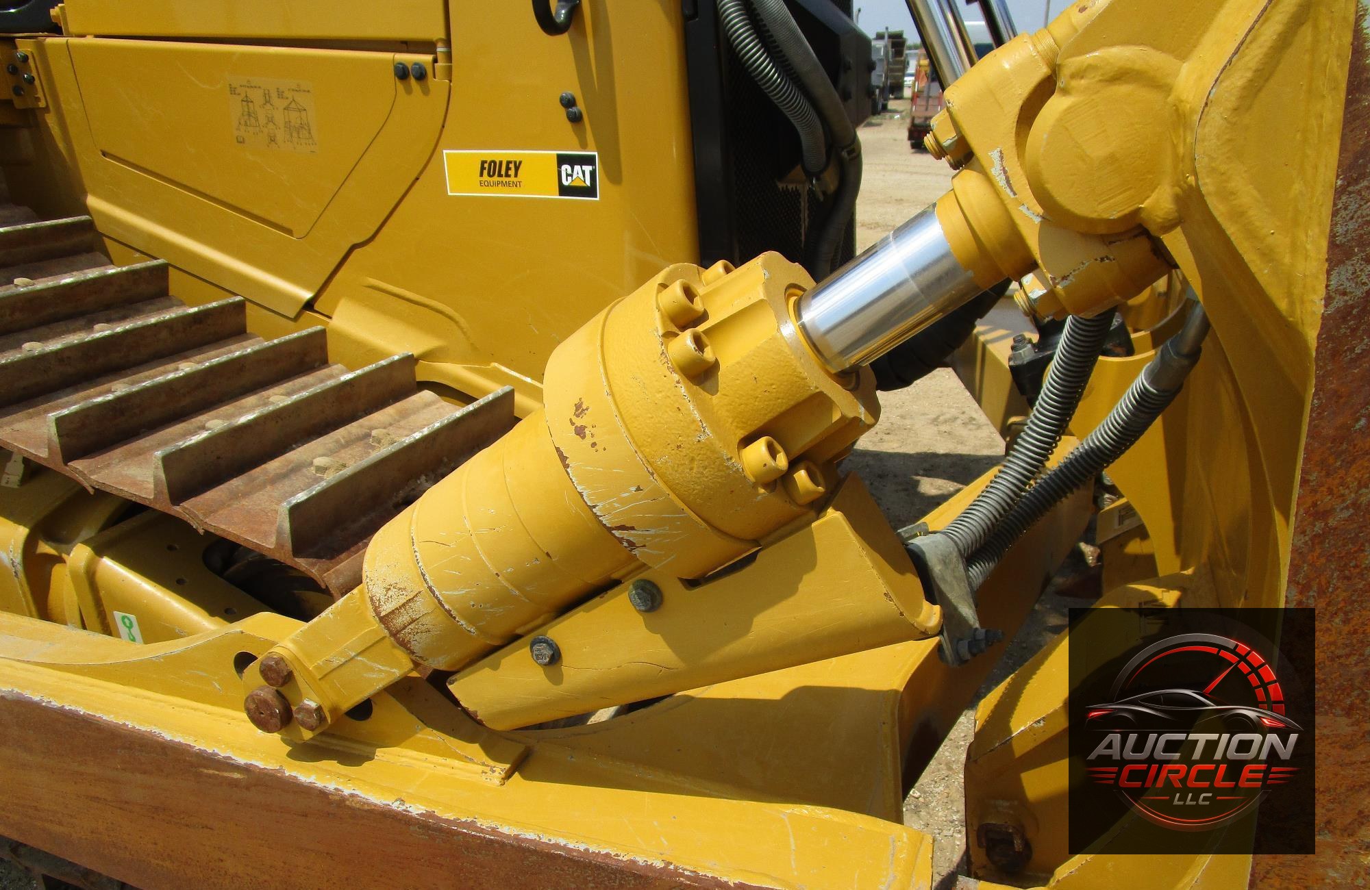 2023 Caterpillar D6