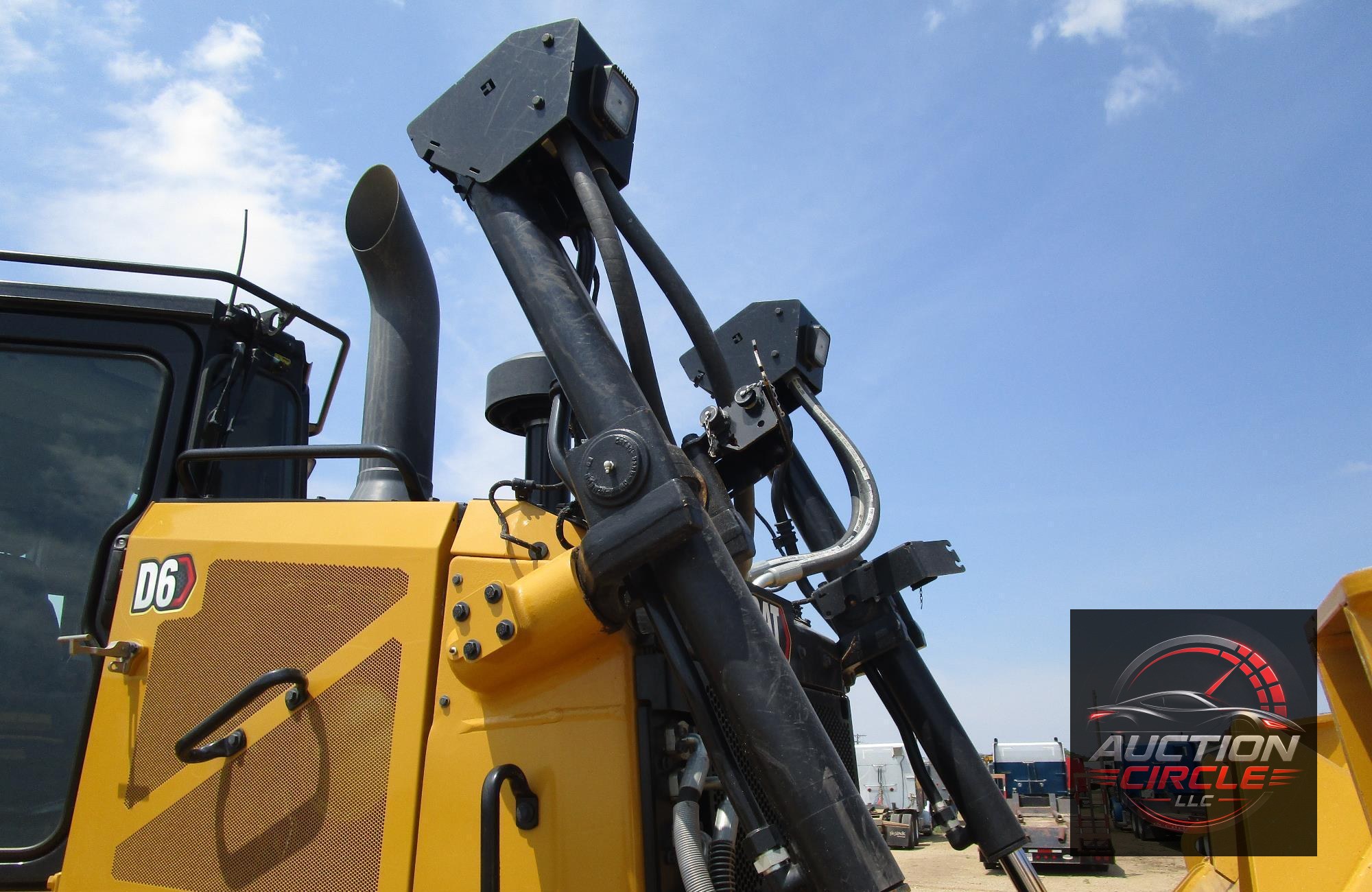 2023 Caterpillar D6