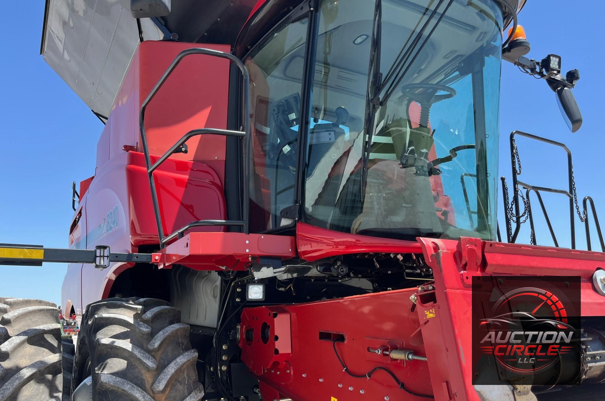 2016 Case IH 8240