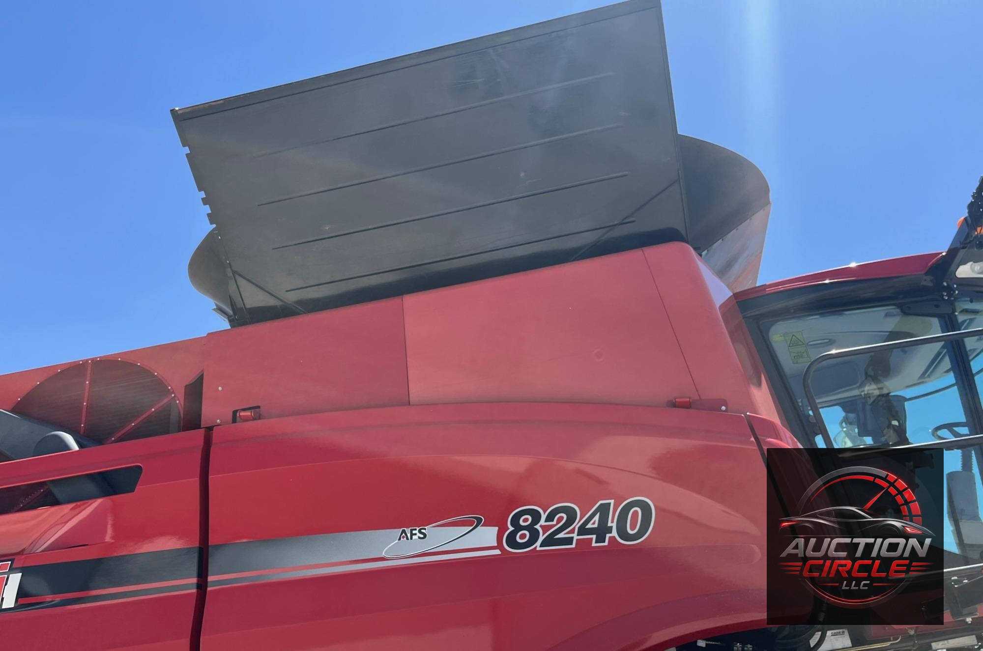 2016 Case IH 8240