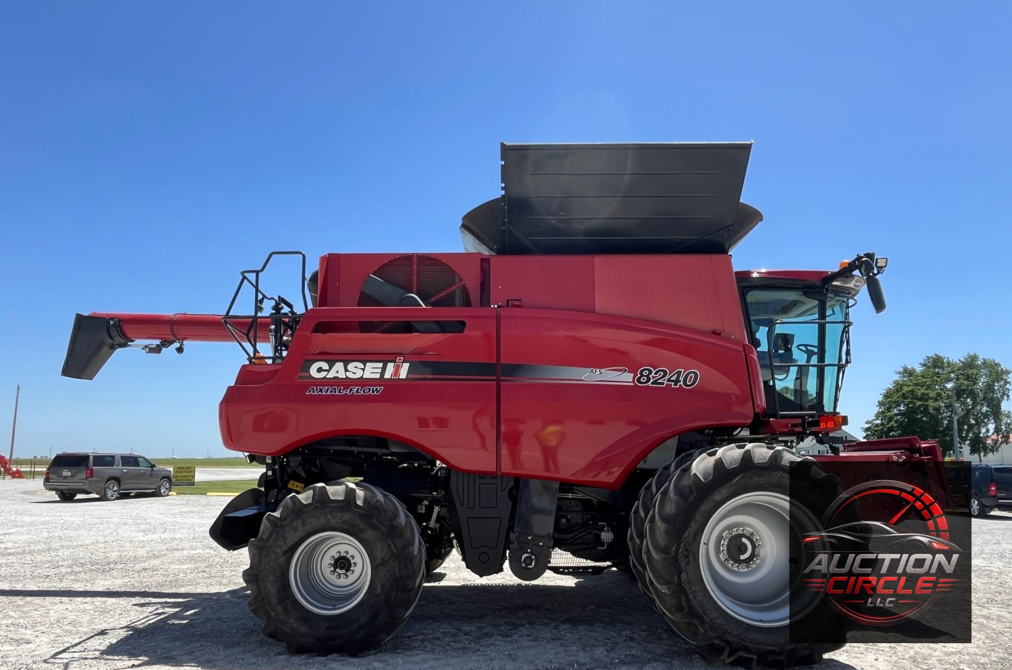 2016 Case IH 8240
