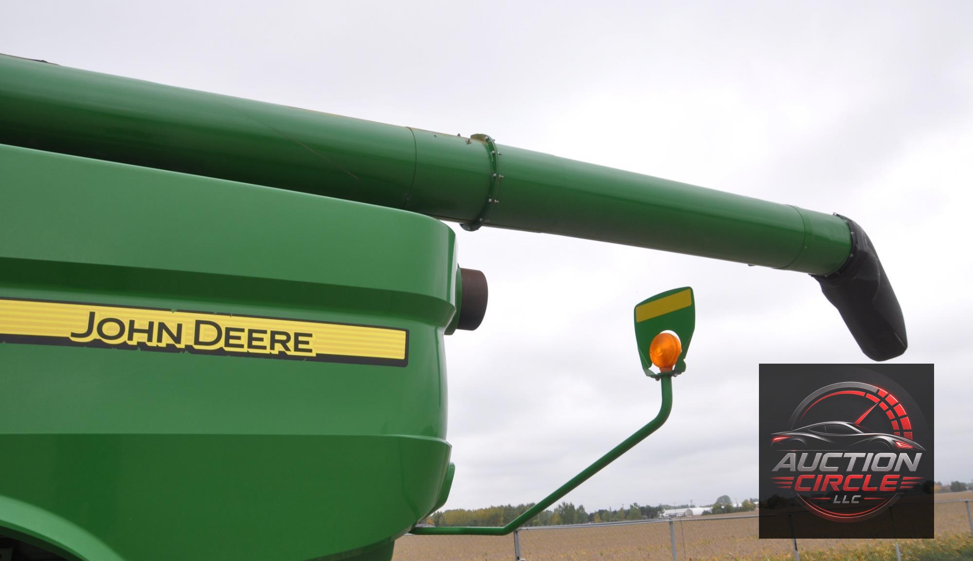 2014 John Deere S690