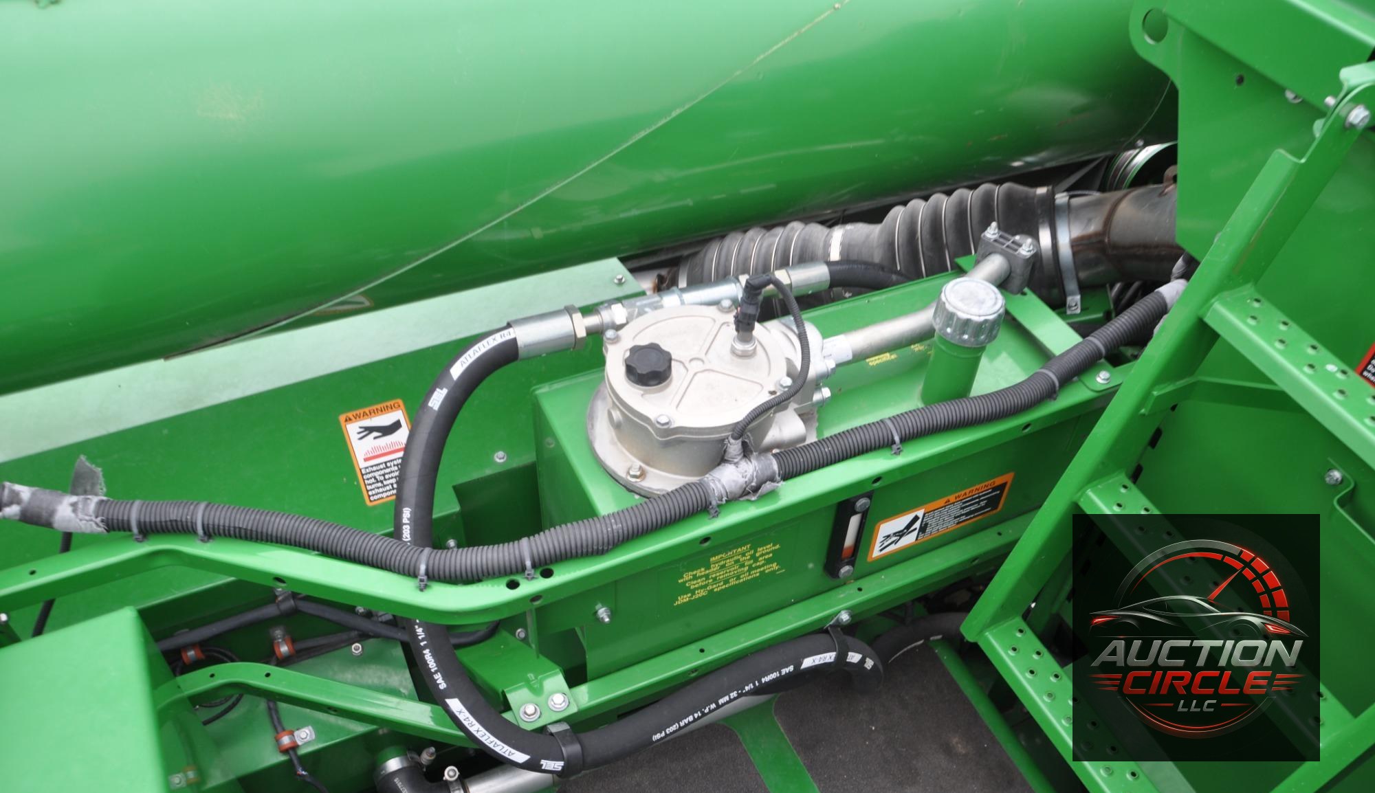 2014 John Deere S690