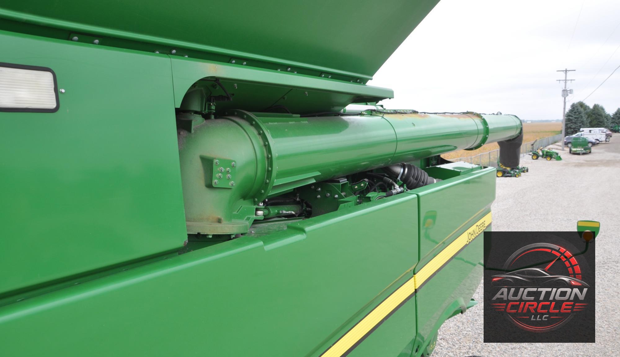 2014 John Deere S690