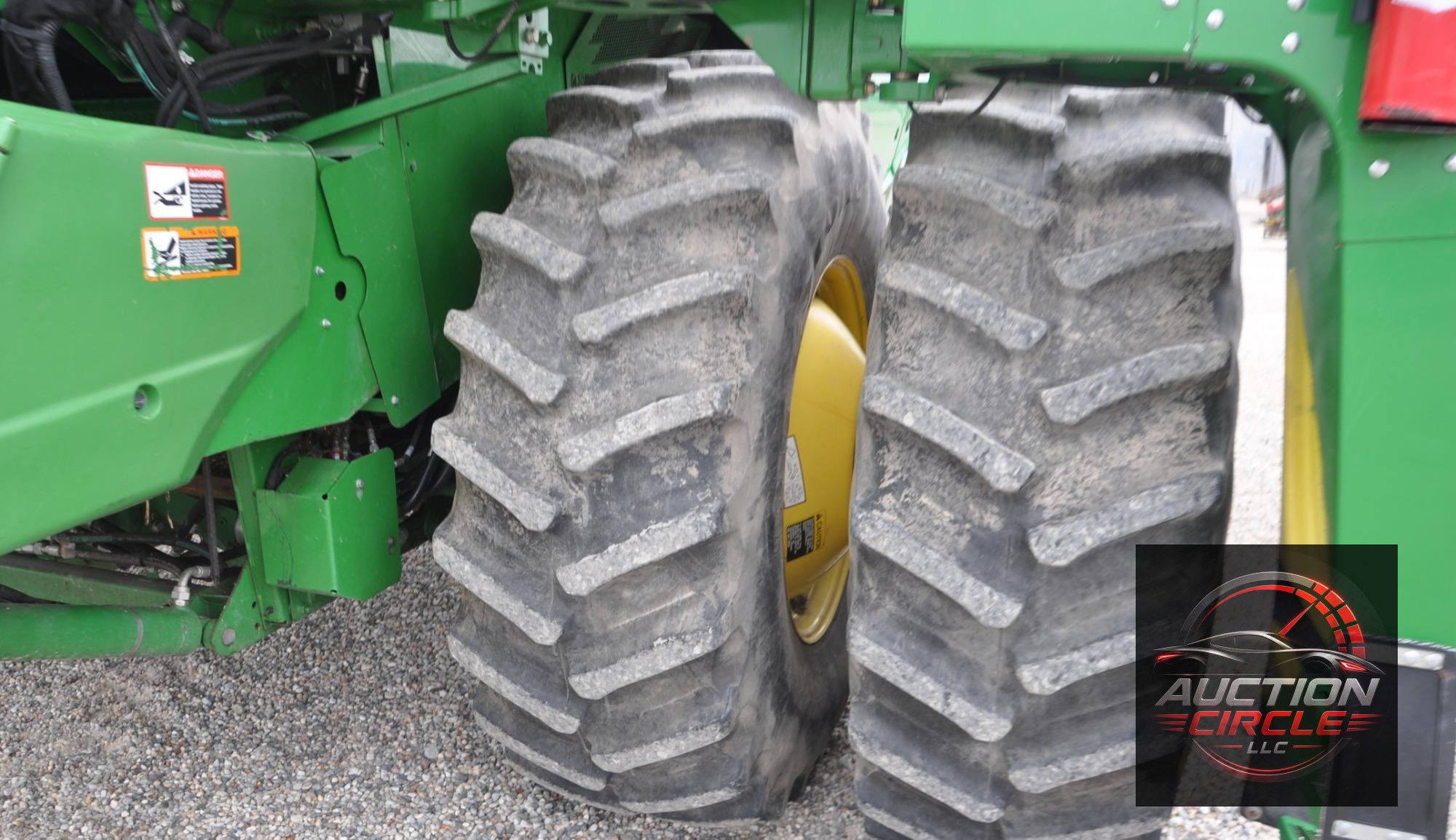2014 John Deere S690