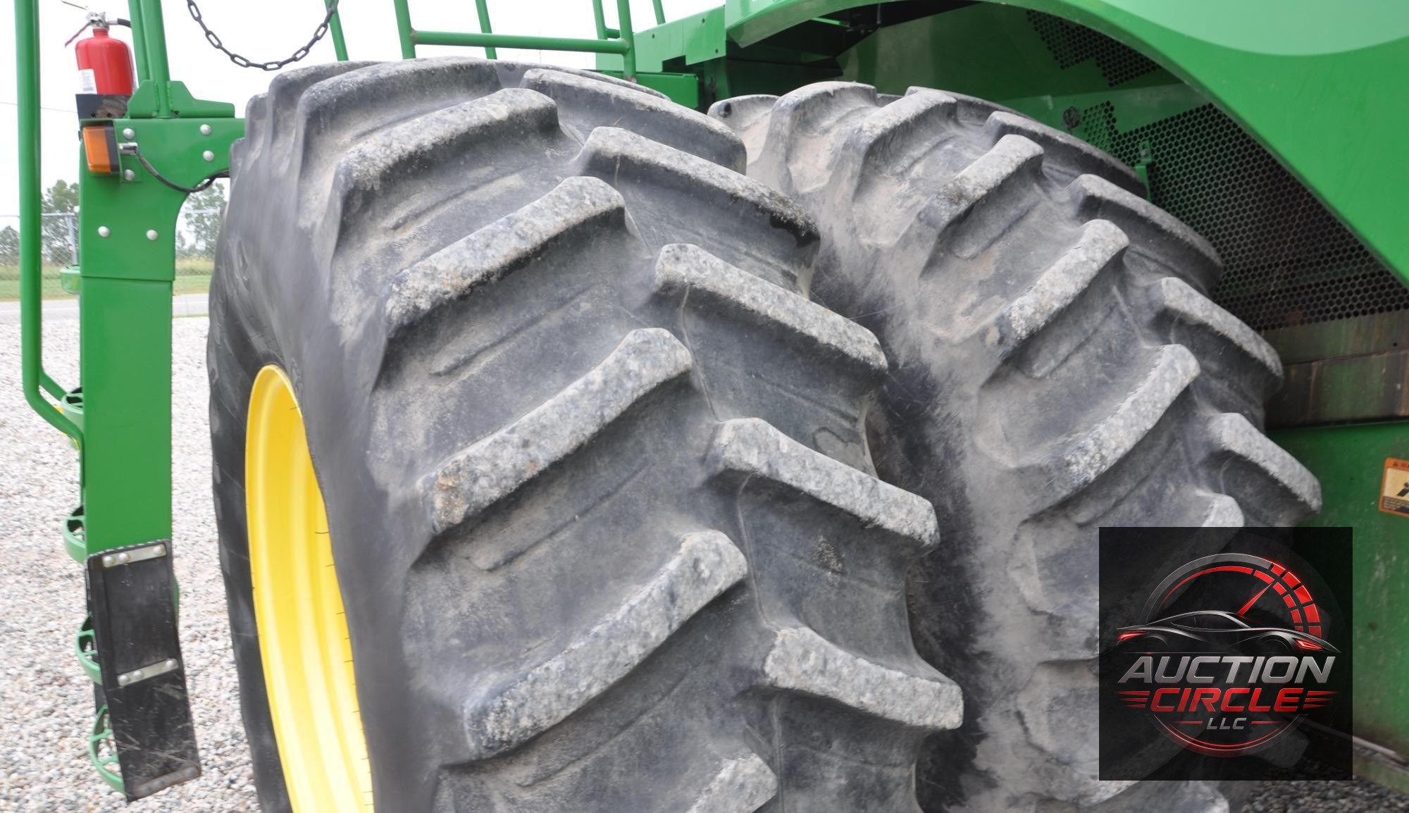 2014 John Deere S690