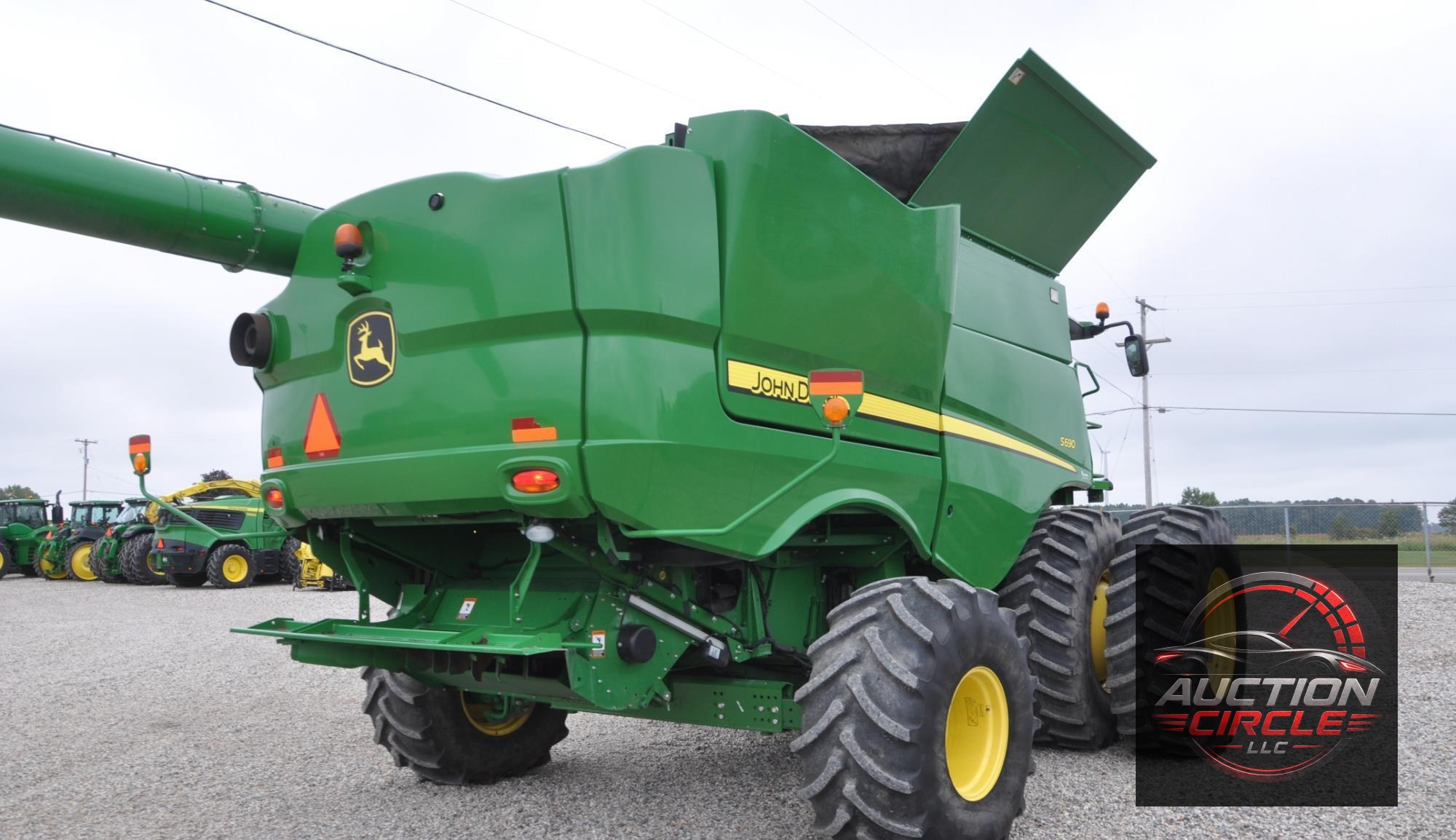 2014 John Deere S690