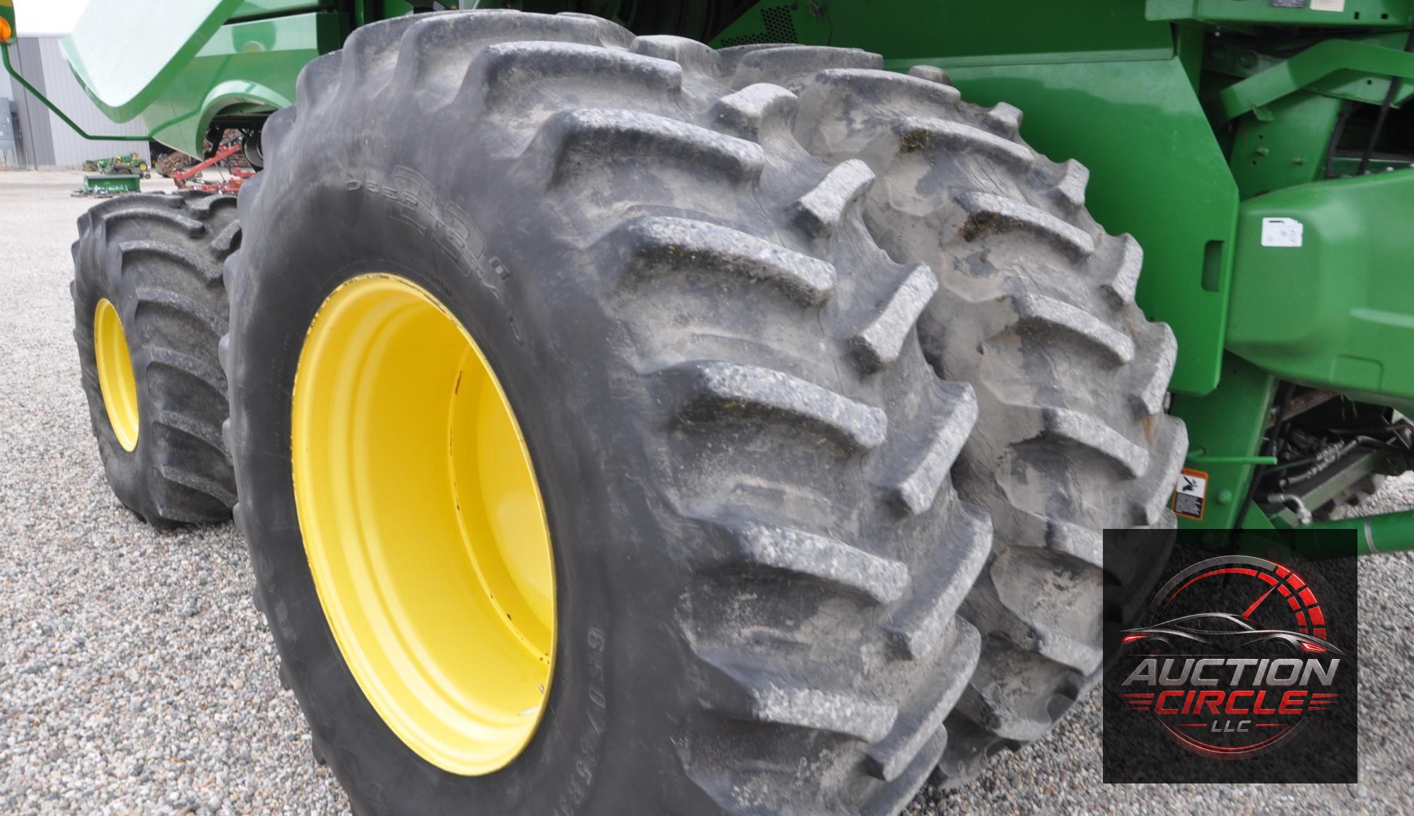 2014 John Deere S690