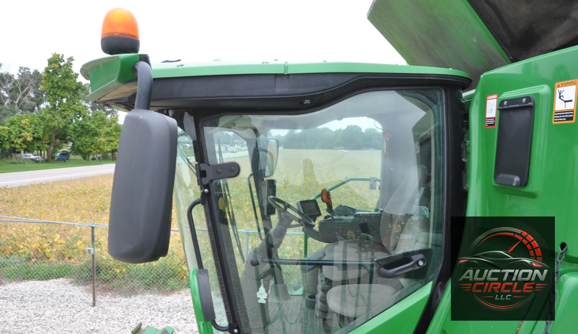 2014 John Deere S690