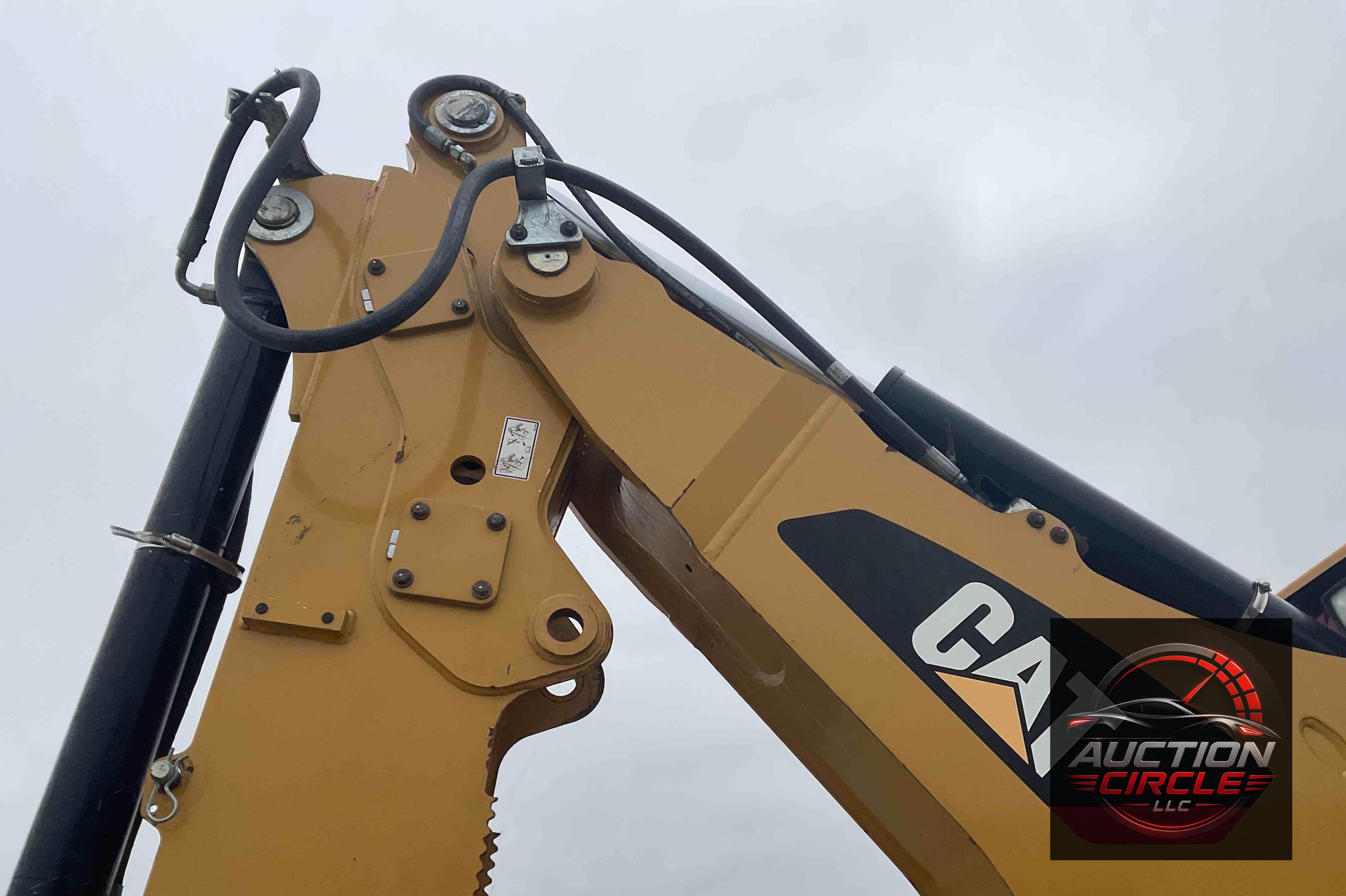 2018 Caterpillar 420F2