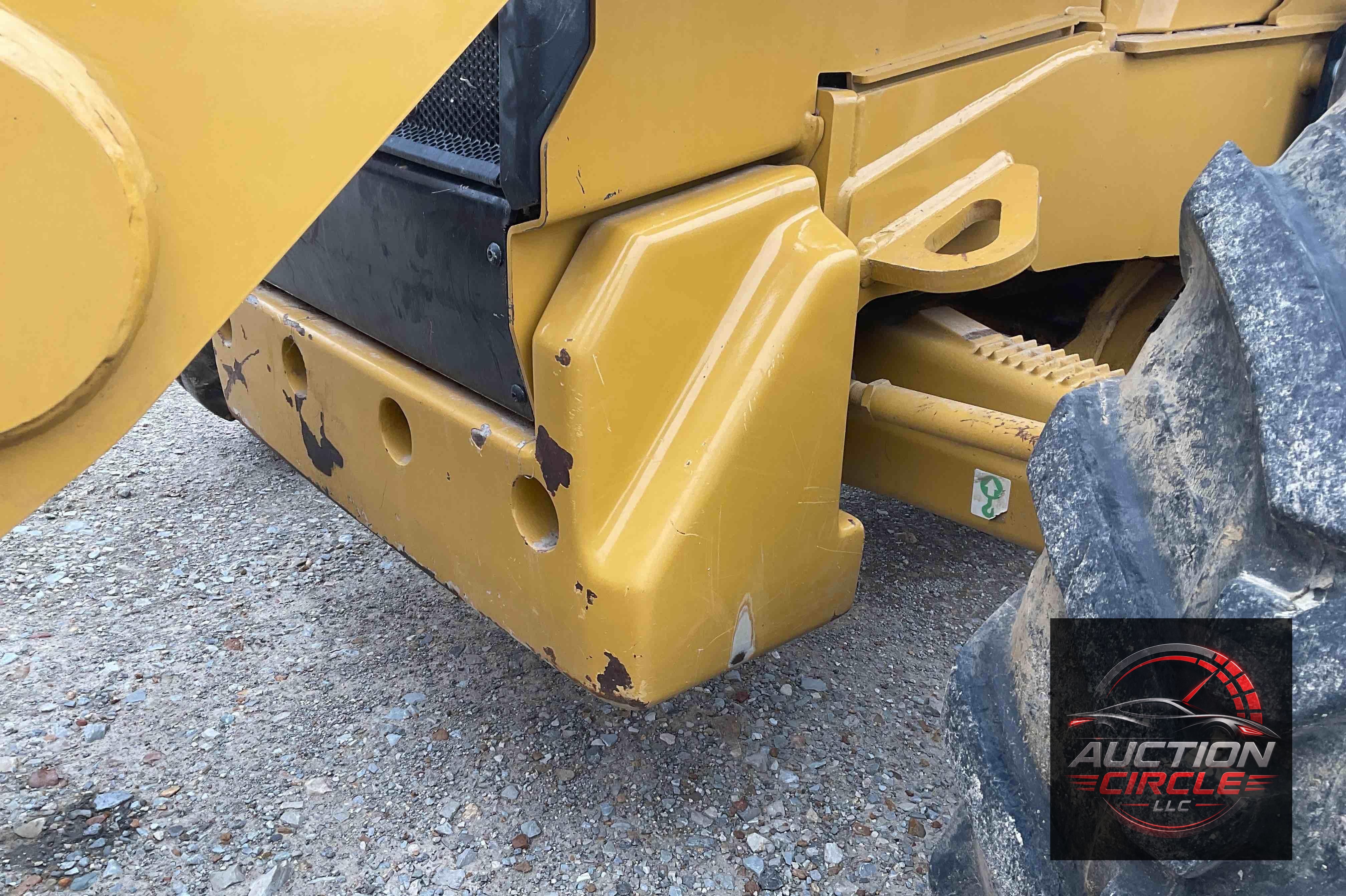 2018 Caterpillar 420F2