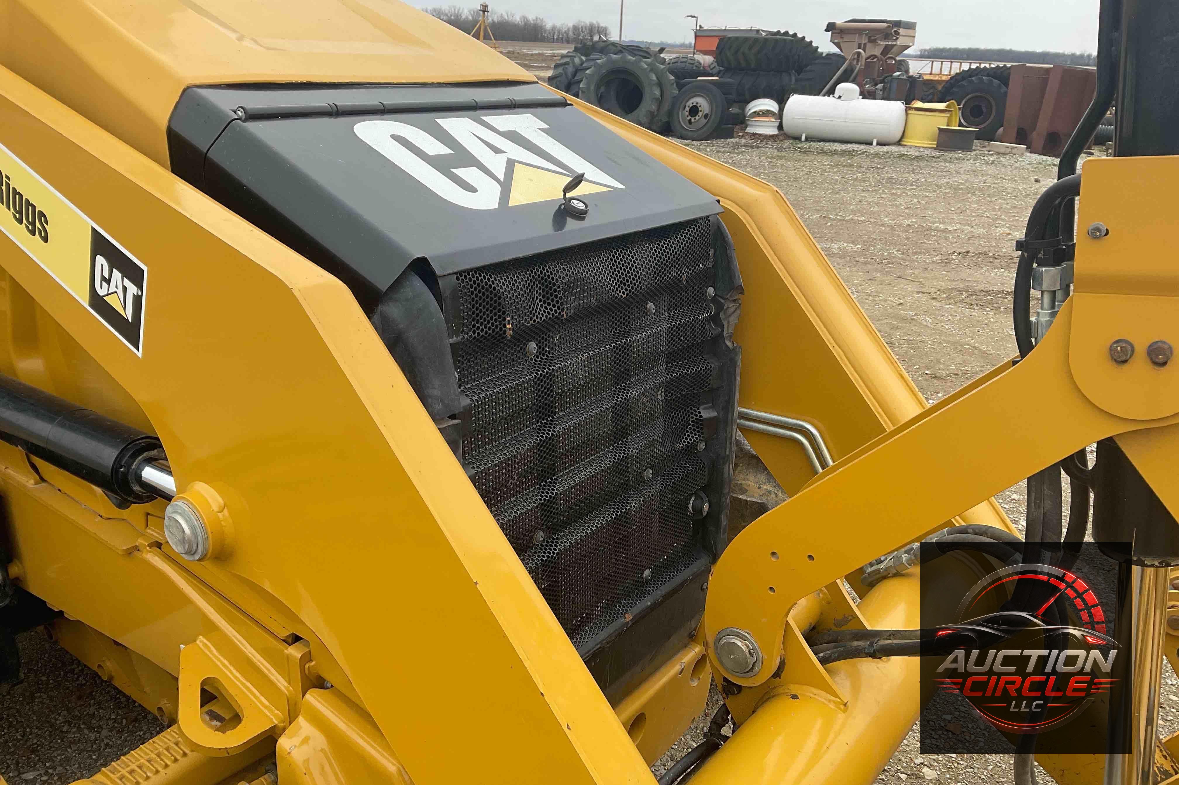 2018 Caterpillar 420F2