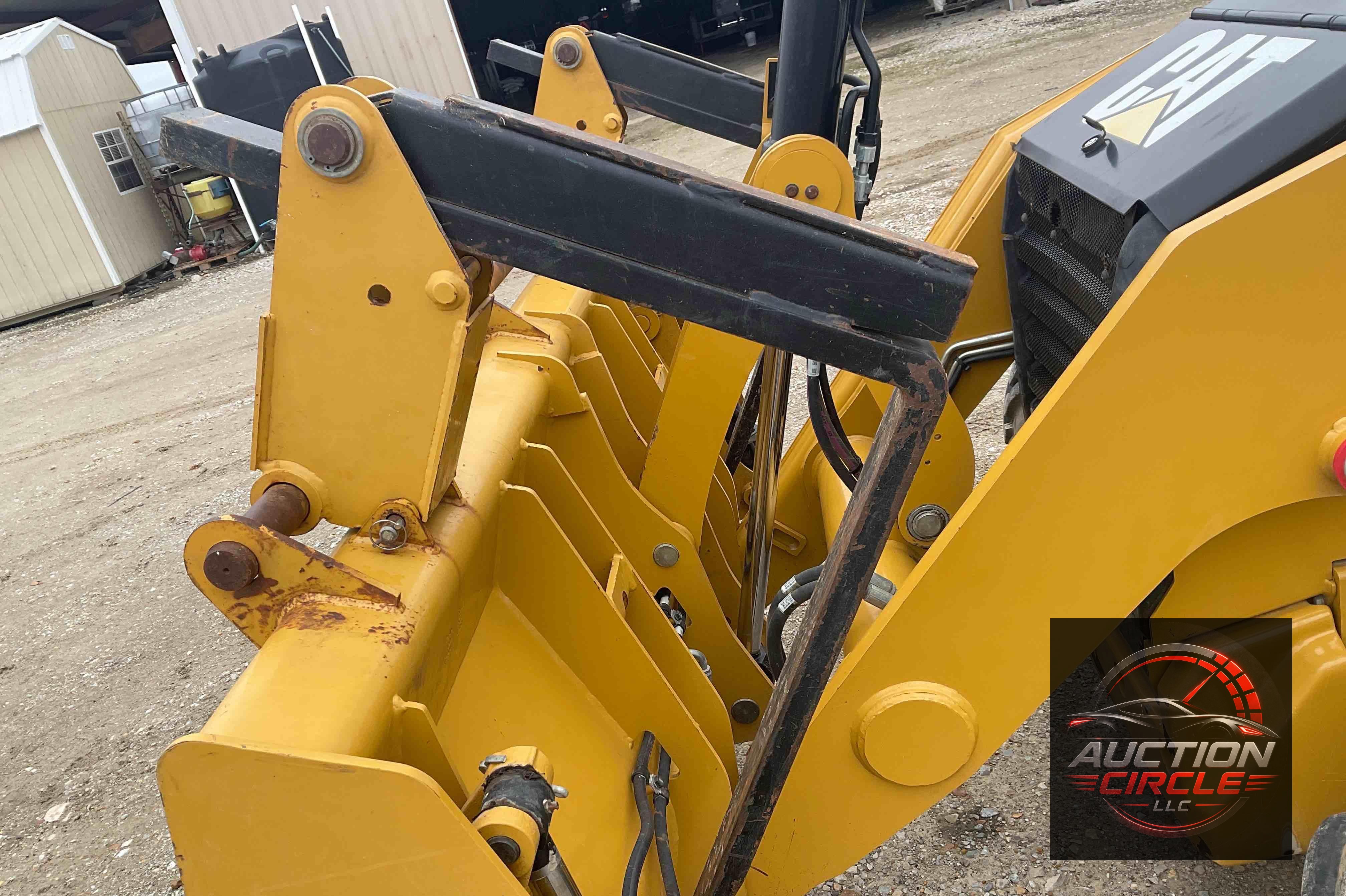 2018 Caterpillar 420F2