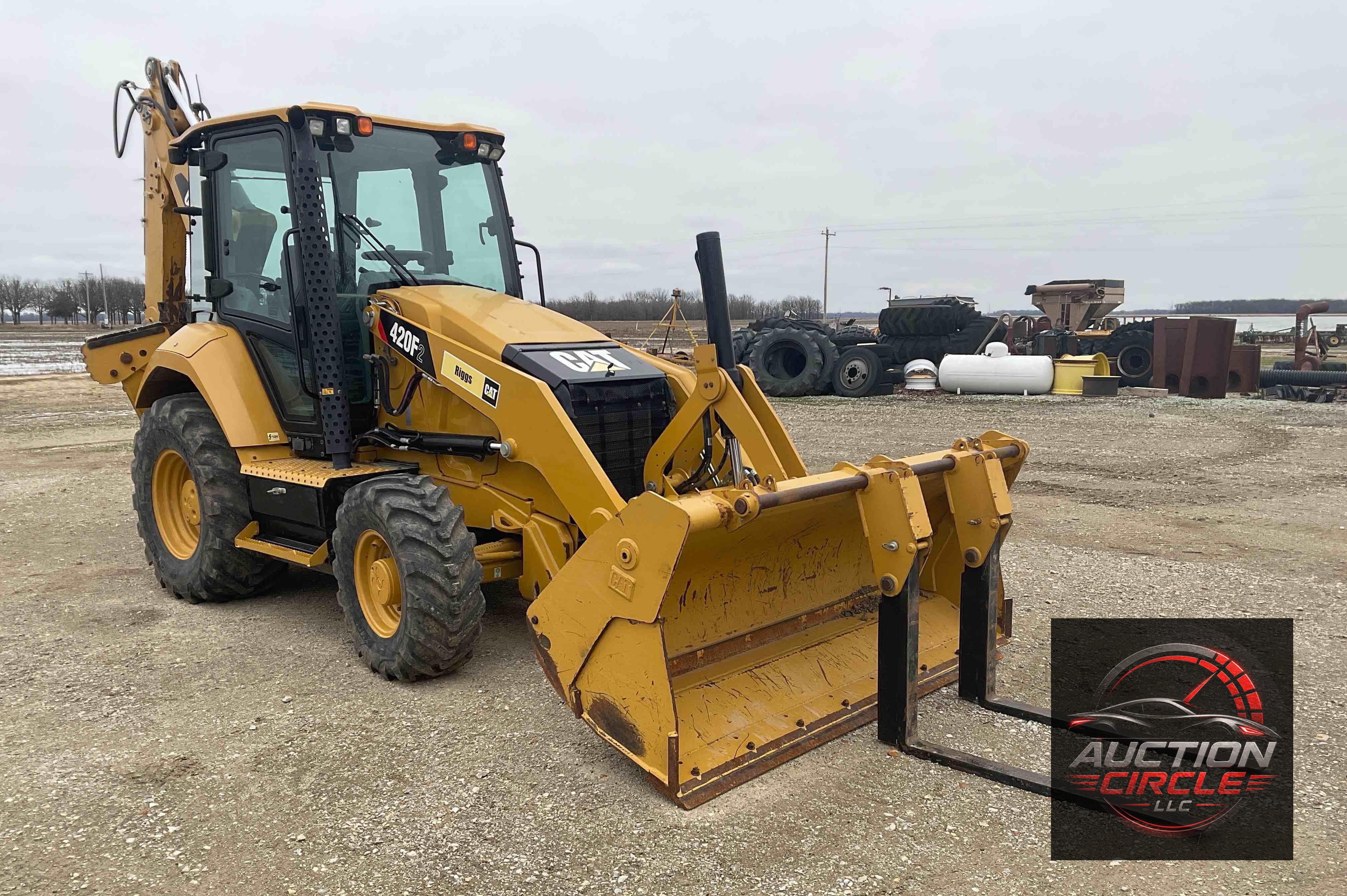 2018 Caterpillar 420F2